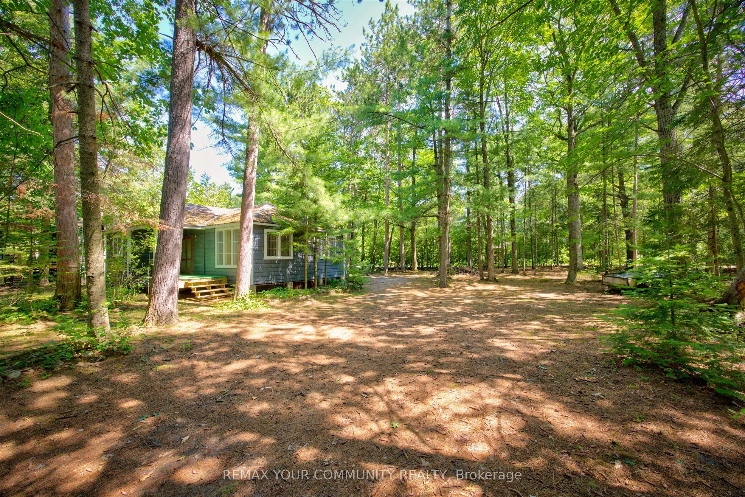 341 Tiny Beaches Road N