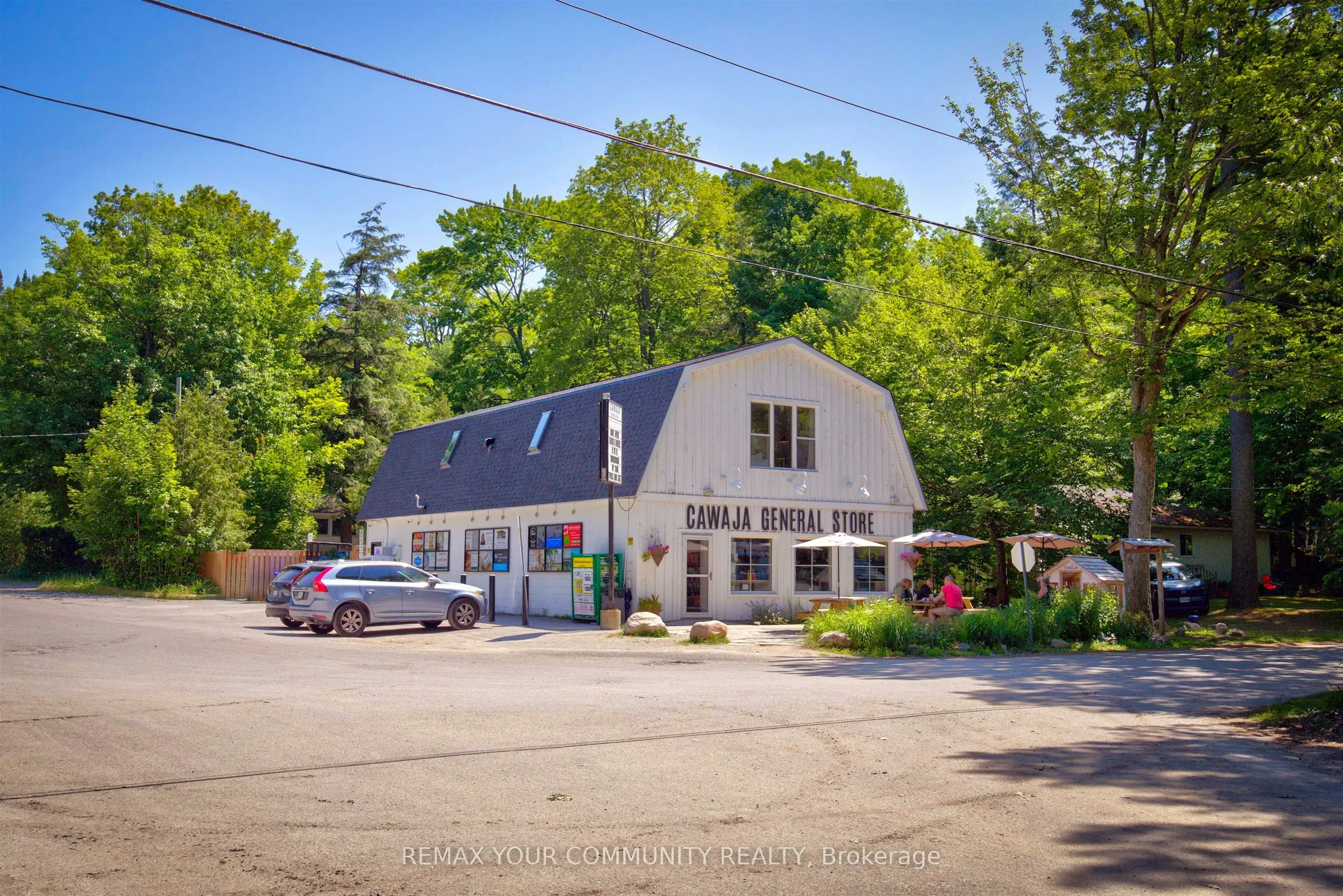 341 Tiny Beaches Road N