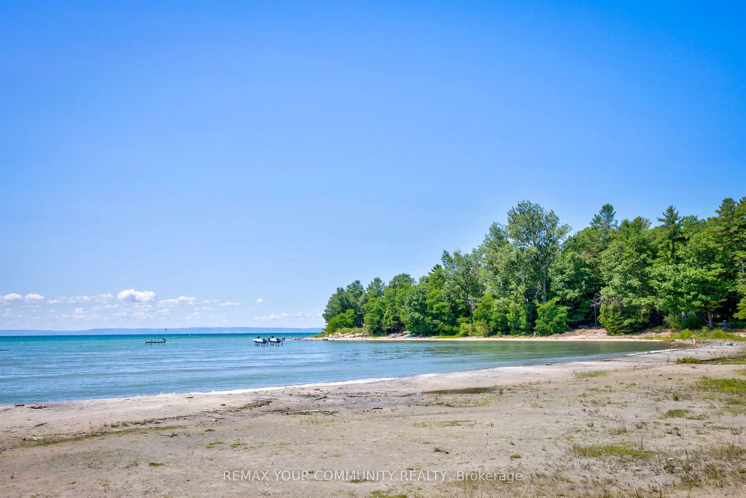 341 Tiny Beaches Road N