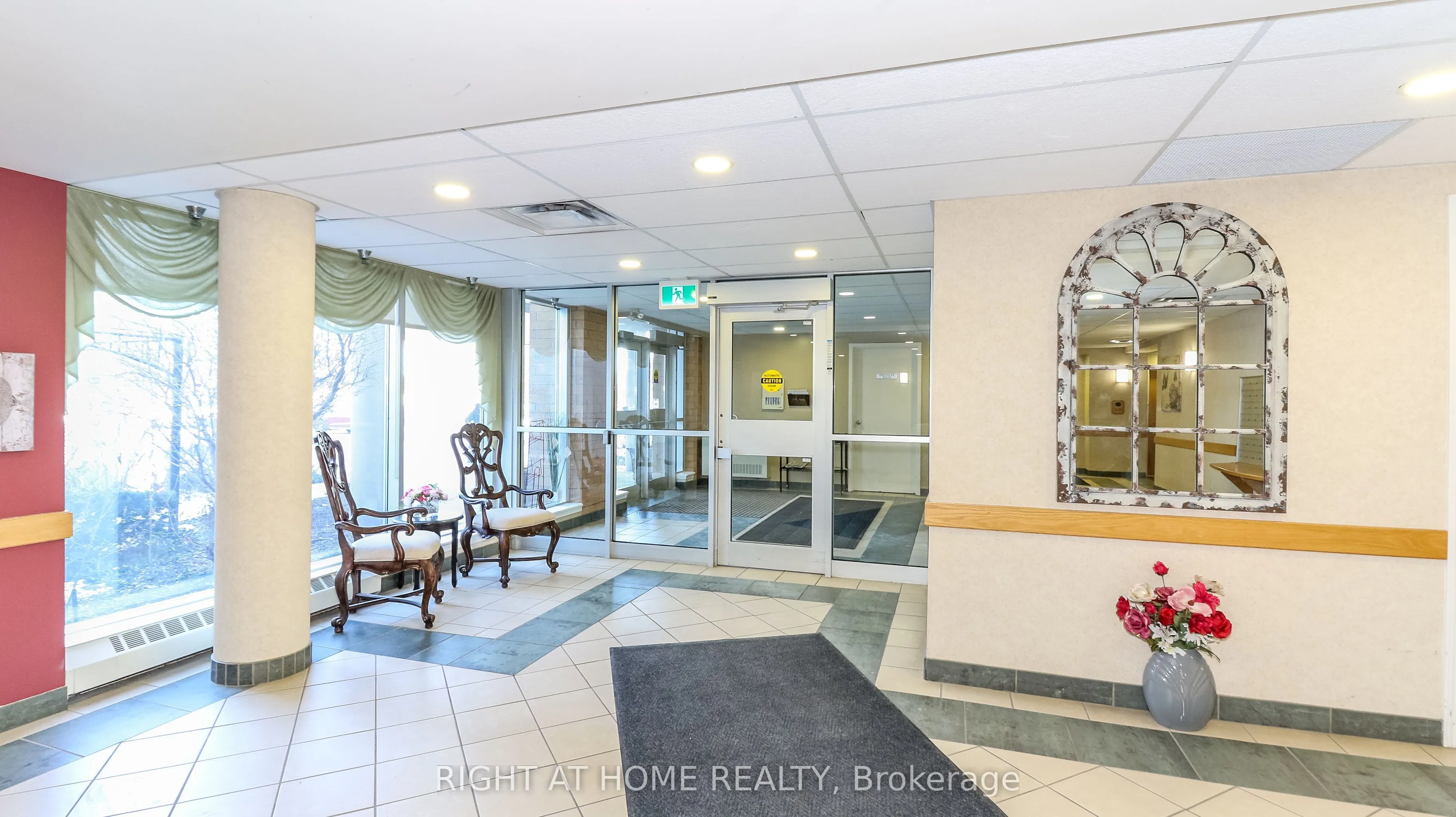 94 Dean Avenue #404