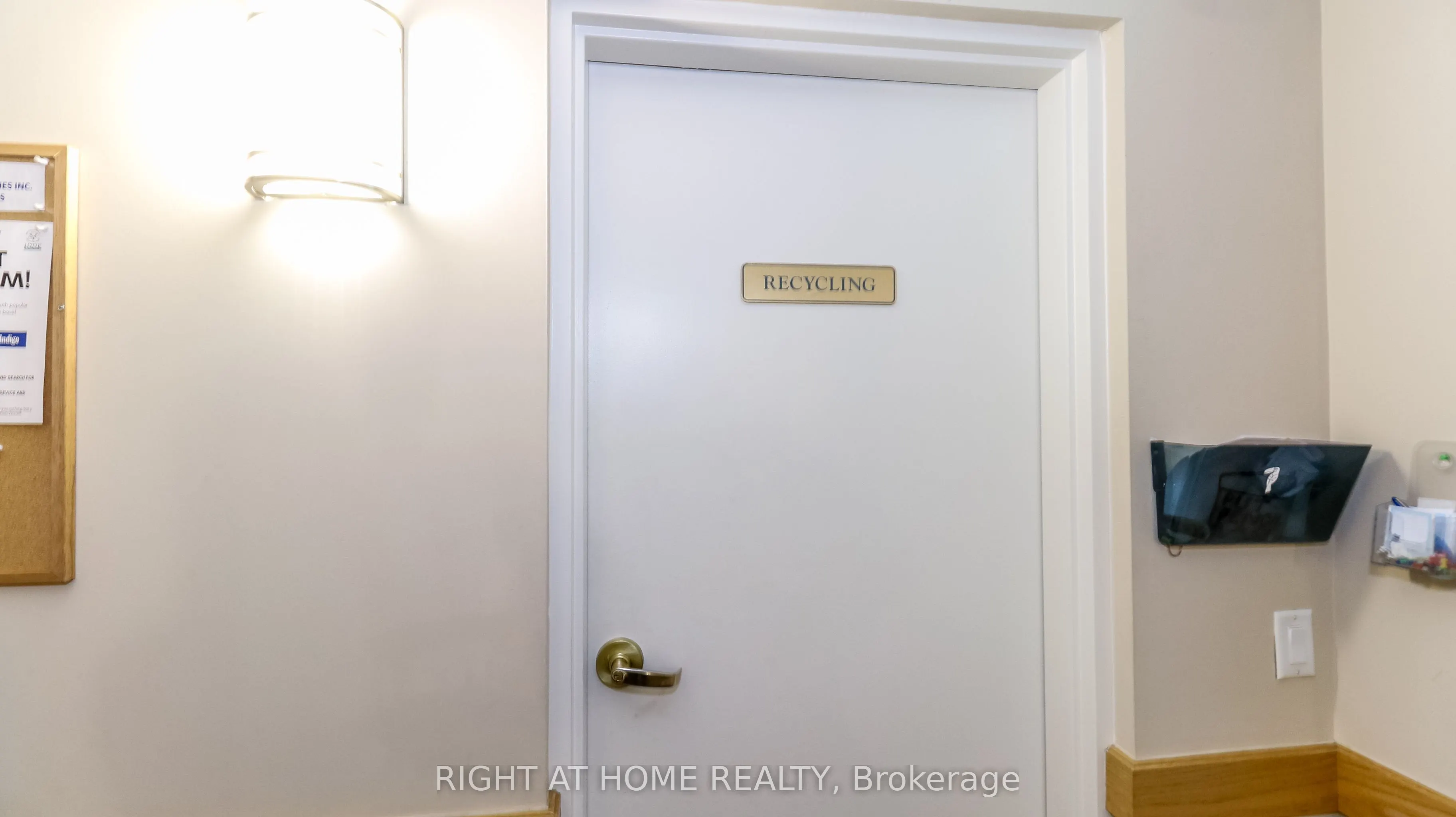 94 Dean Avenue #404
