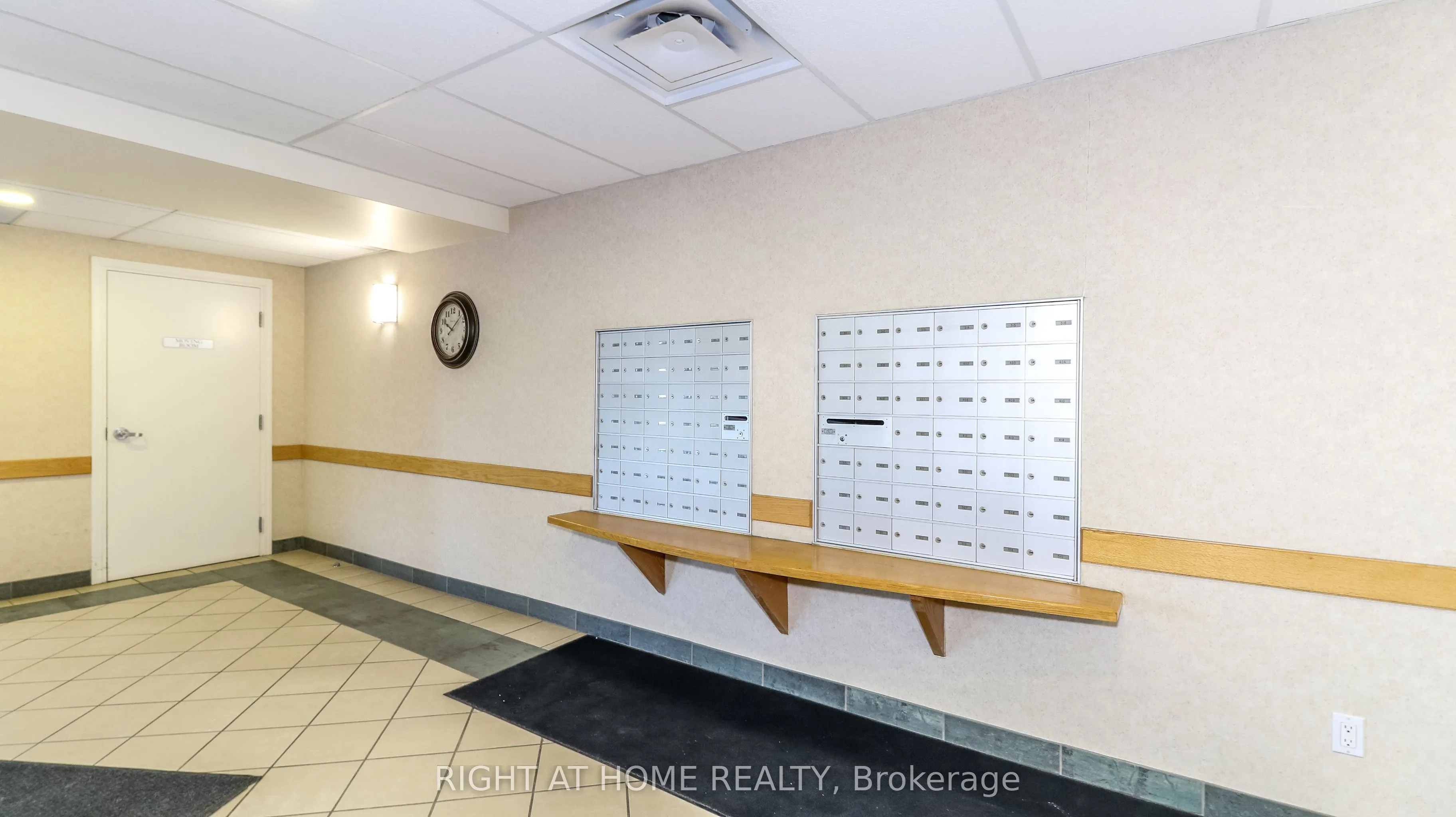 94 Dean Avenue #404