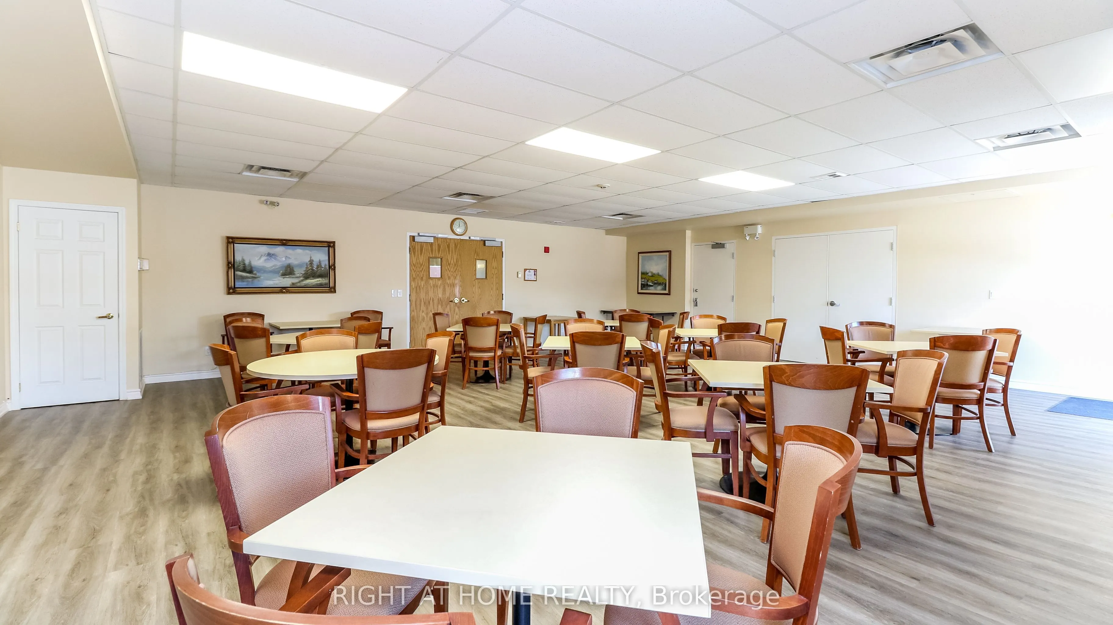 94 Dean Avenue #404