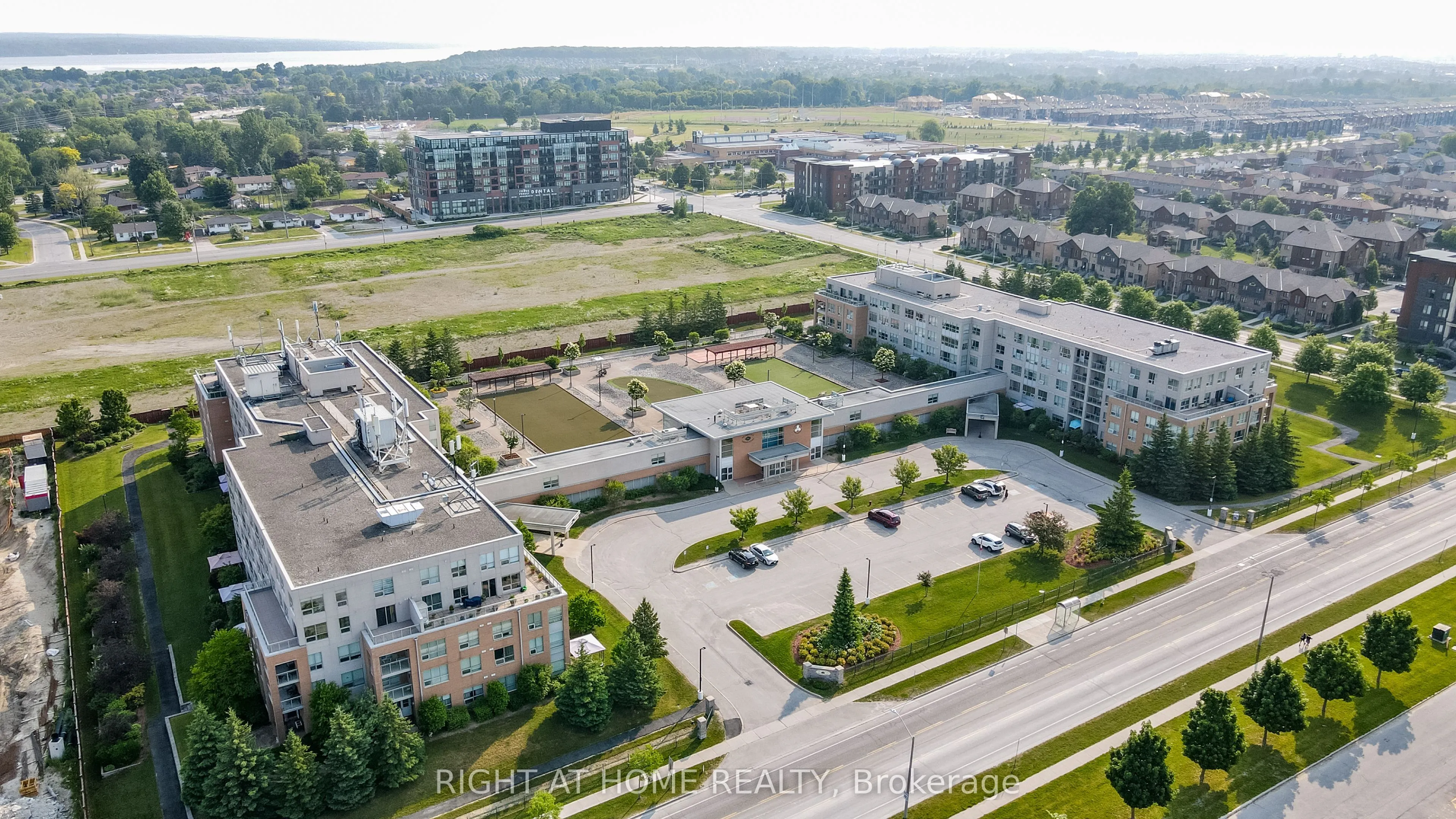 94 Dean Avenue #404