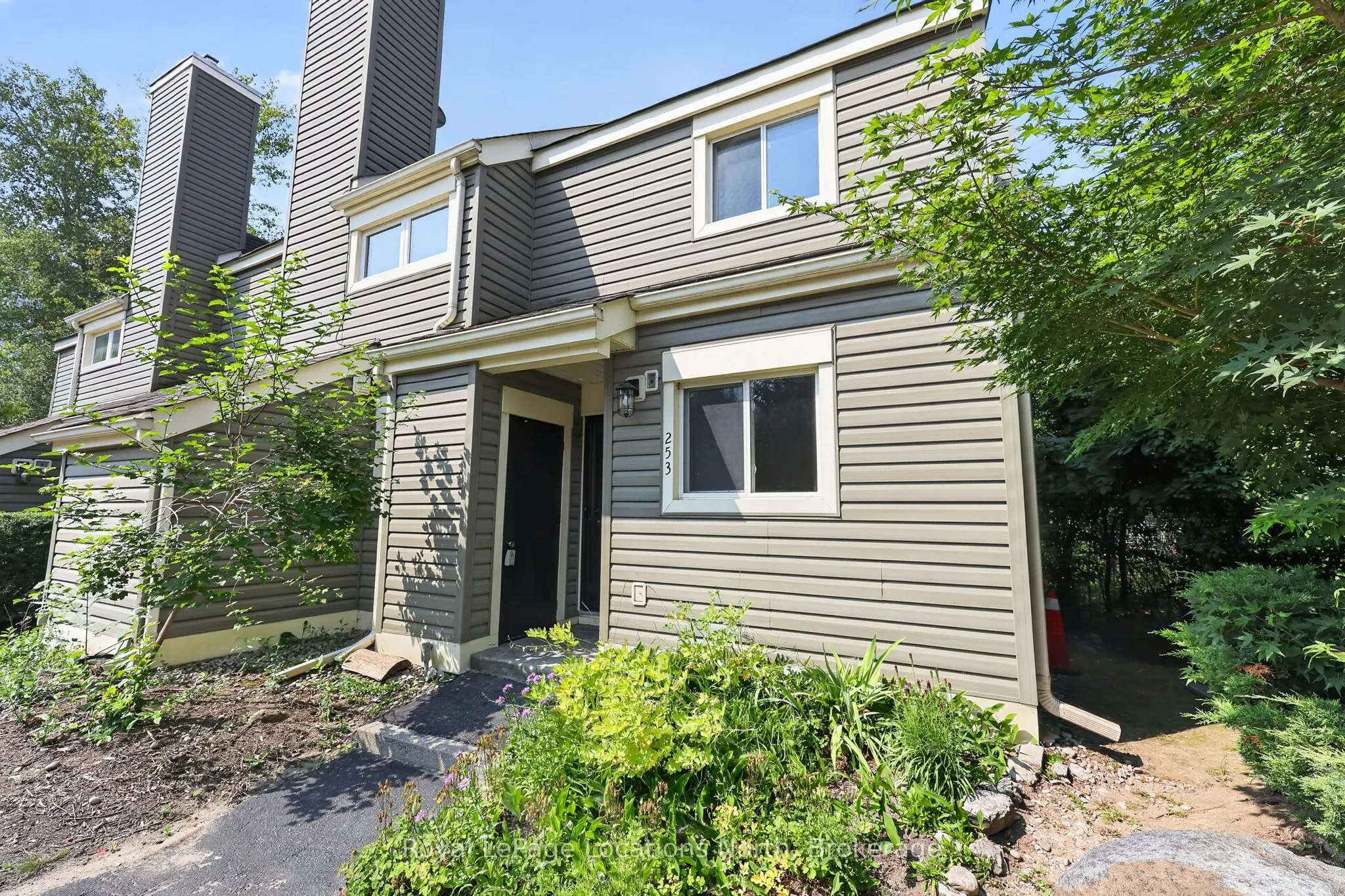 13 Harbour Street W #253