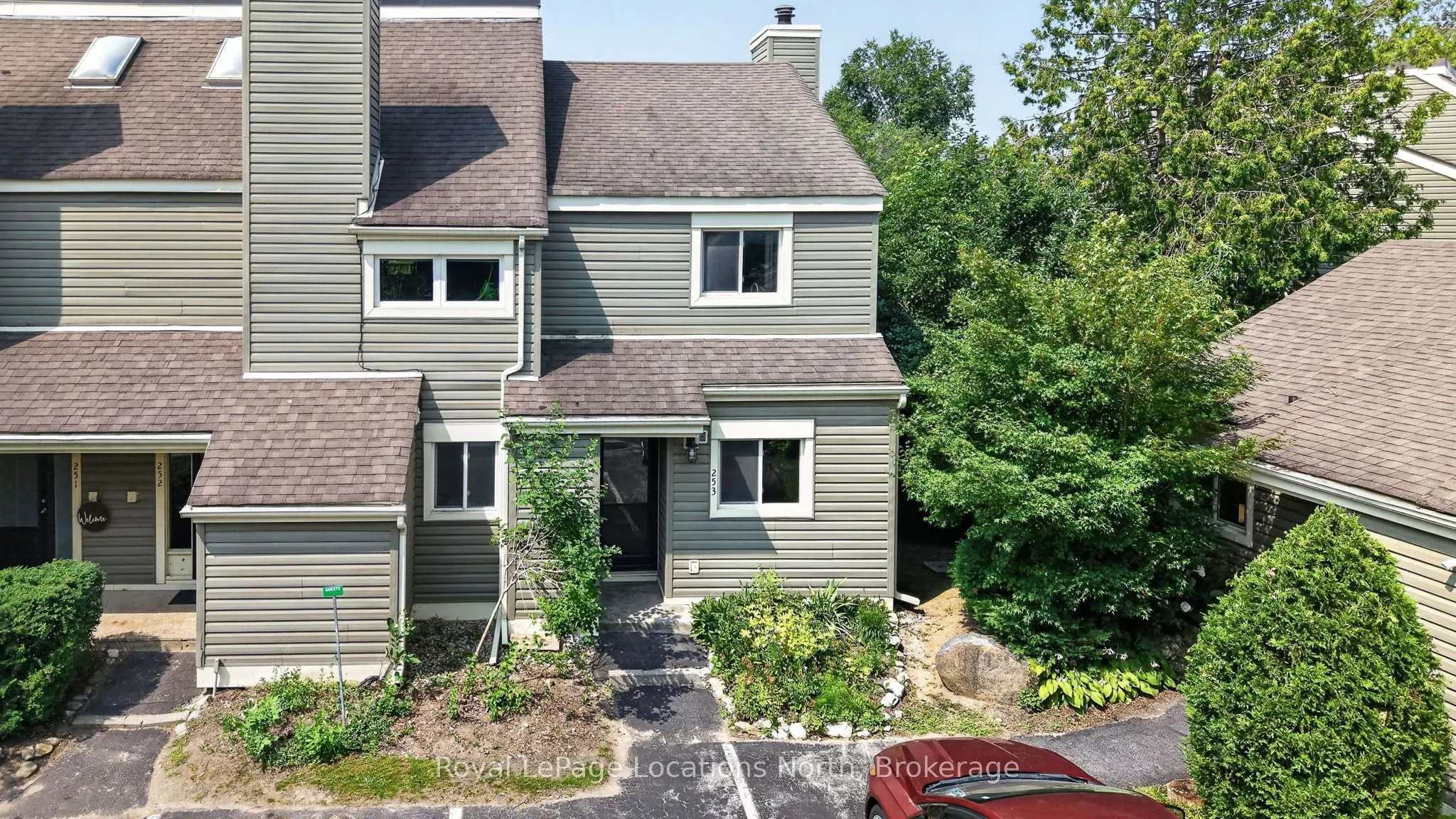 13 Harbour Street W #253