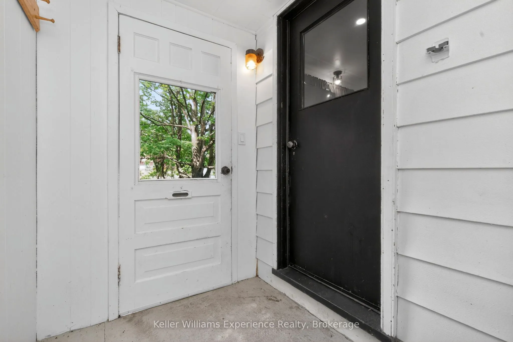 9782 Beachwood Drive