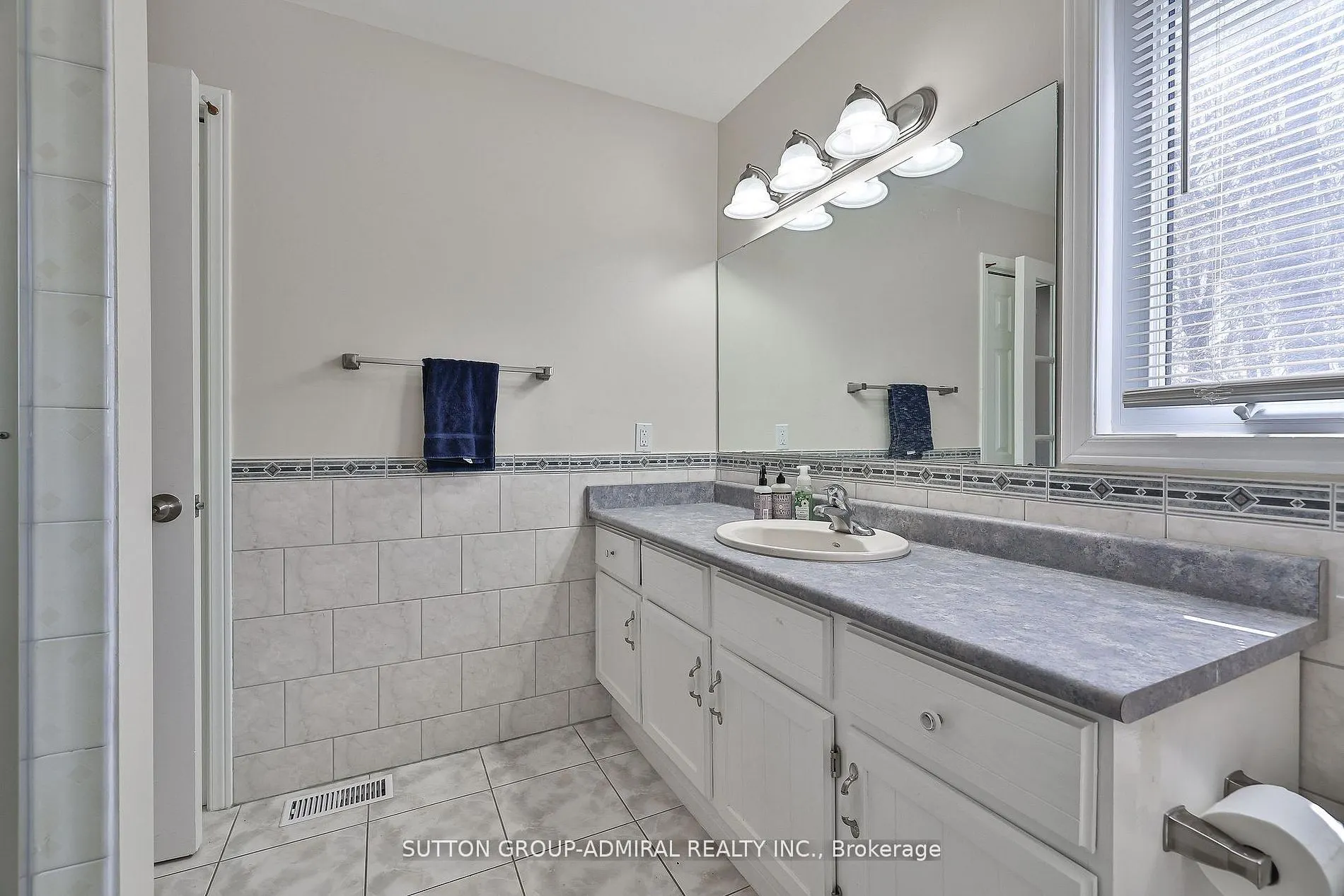 182 Bayshore Drive