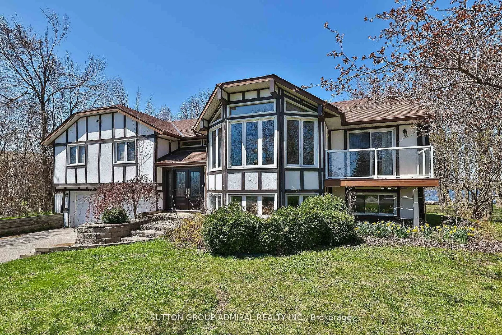 182 Bayshore Drive
