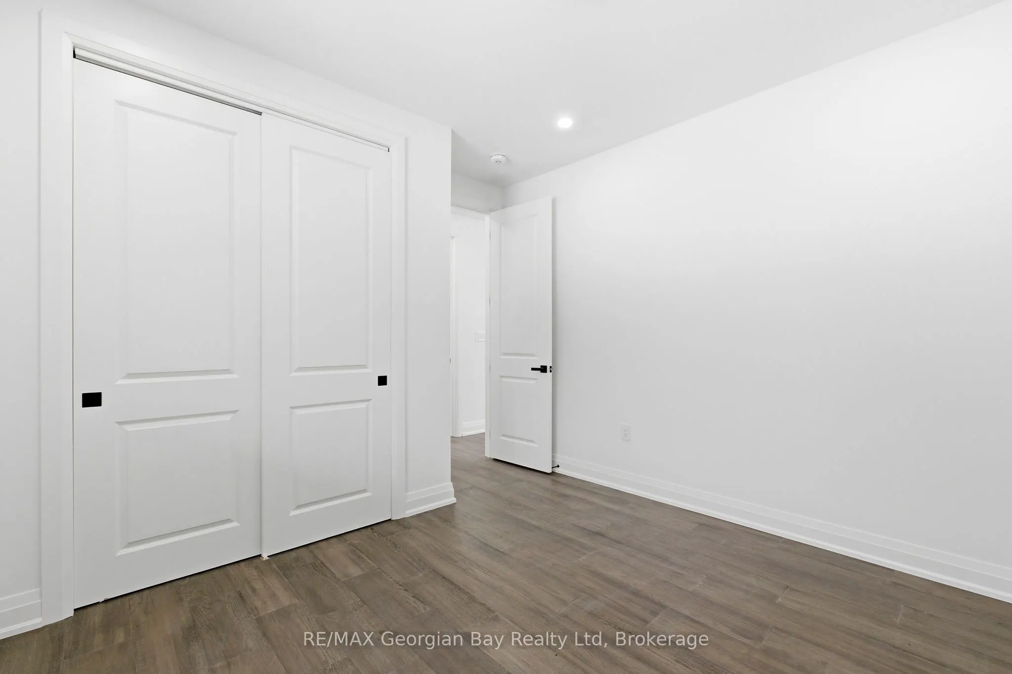 49 Beaufort Crescent
