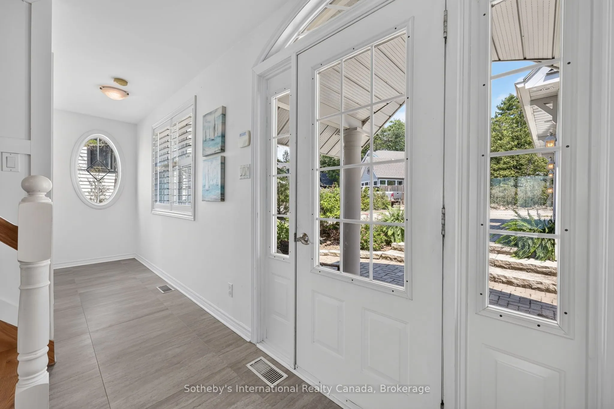 10 Lundy Lane