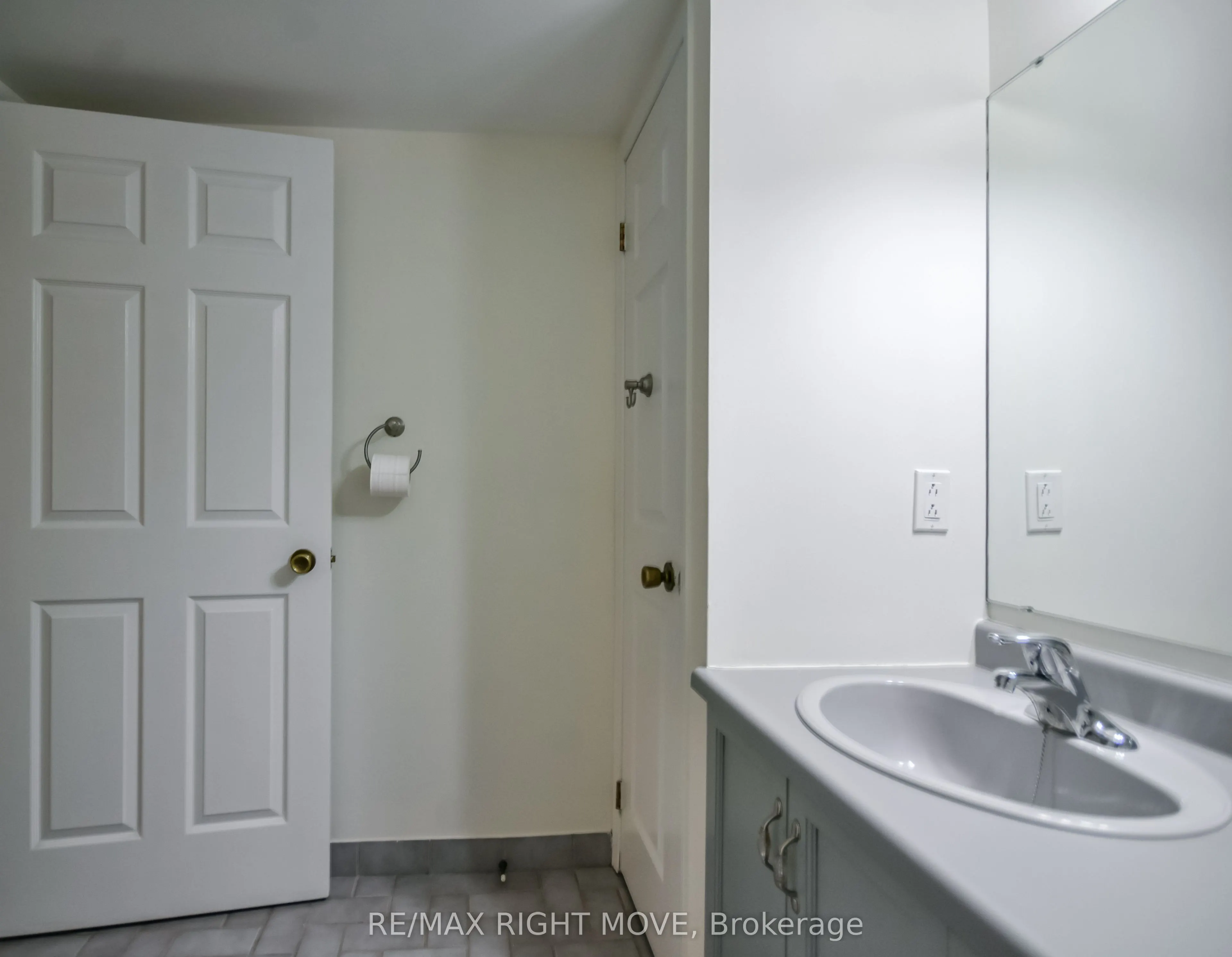 54 Fittons Road W #306