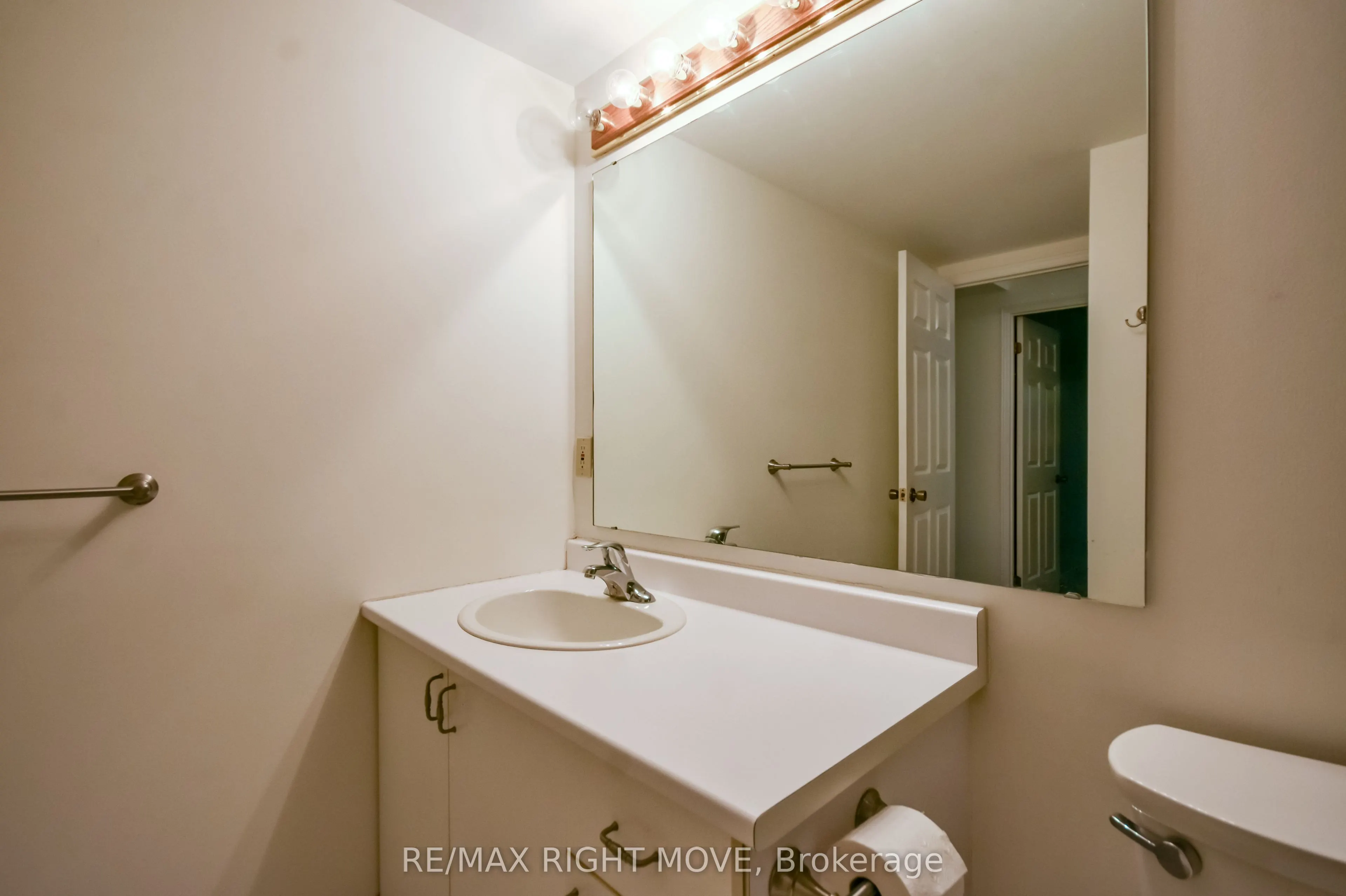 54 Fittons Road W #306
