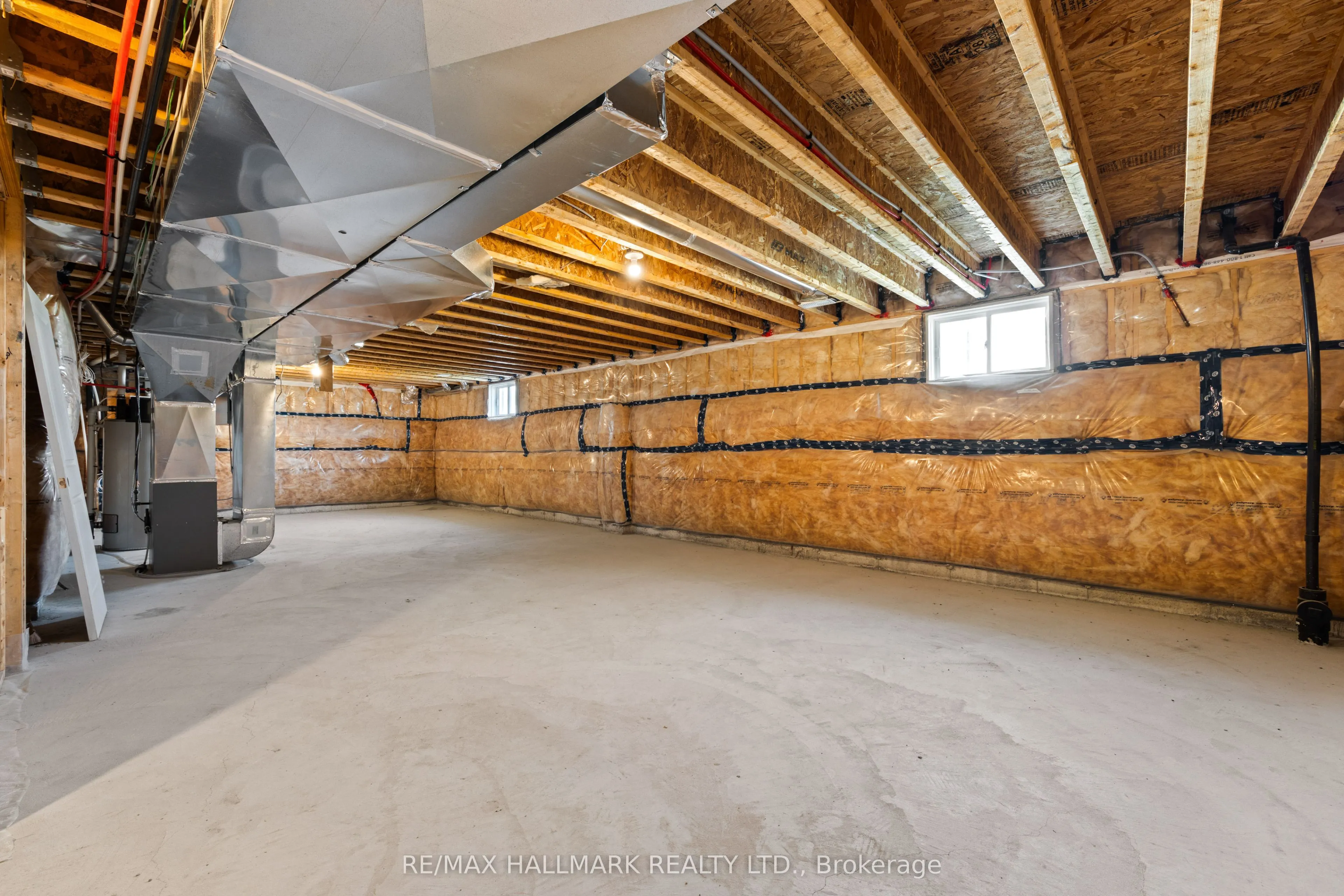 3769 Sunbank Crescent