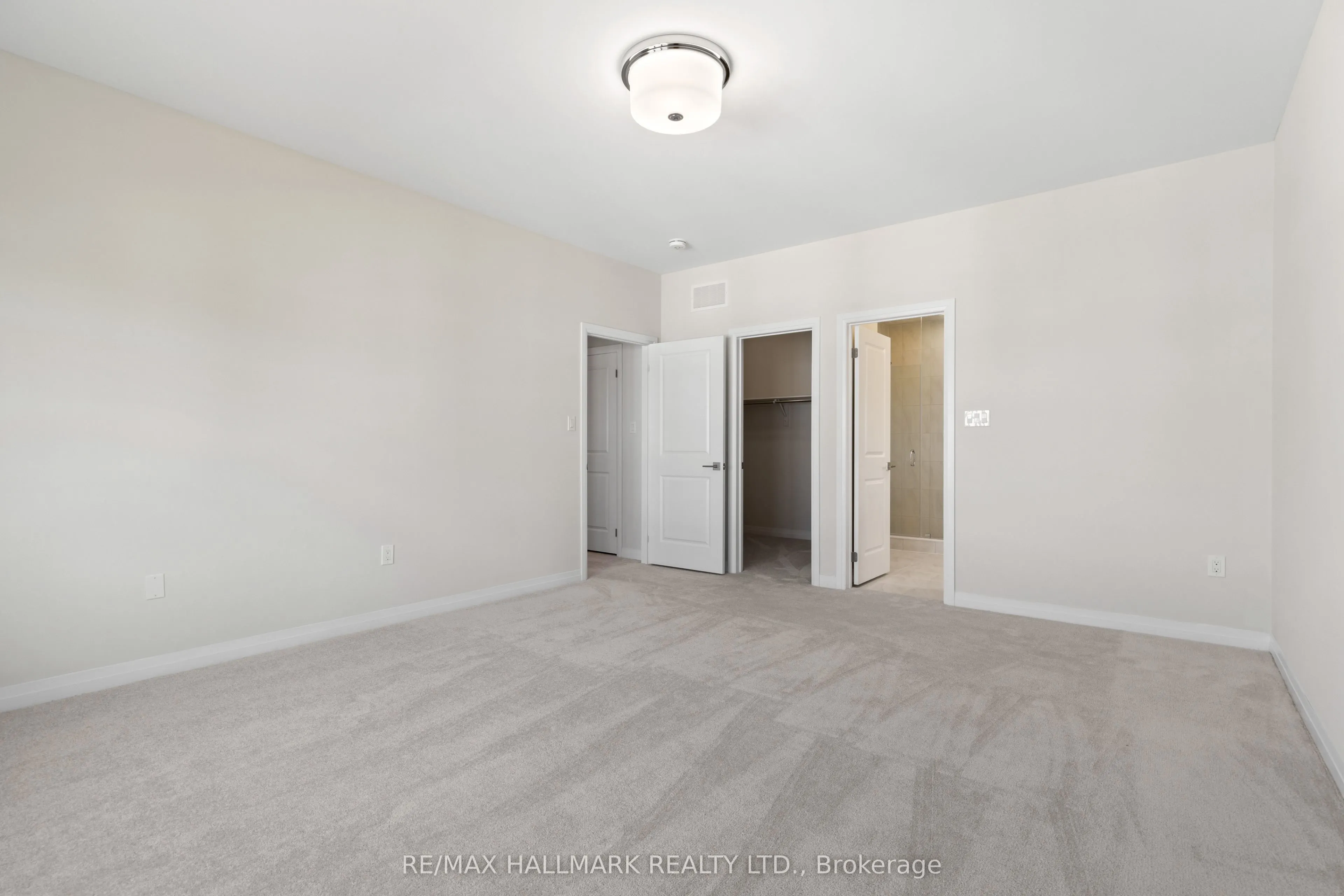 3769 Sunbank Crescent