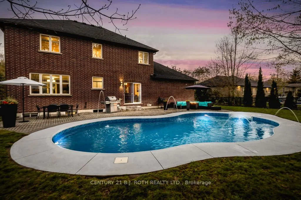 12 Lloyd Cook Drive E