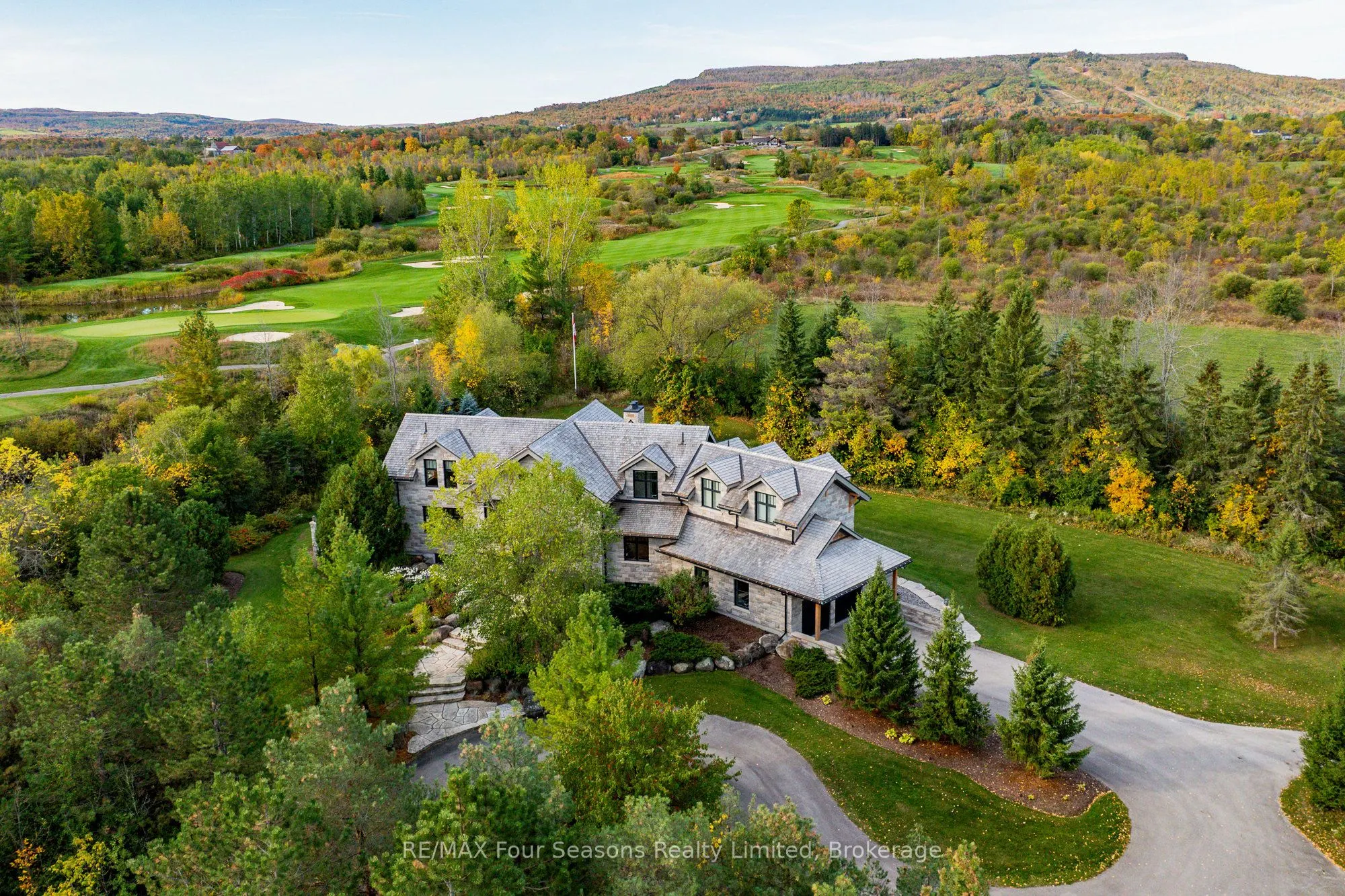 2710 Nottawasaga 10 Concession N