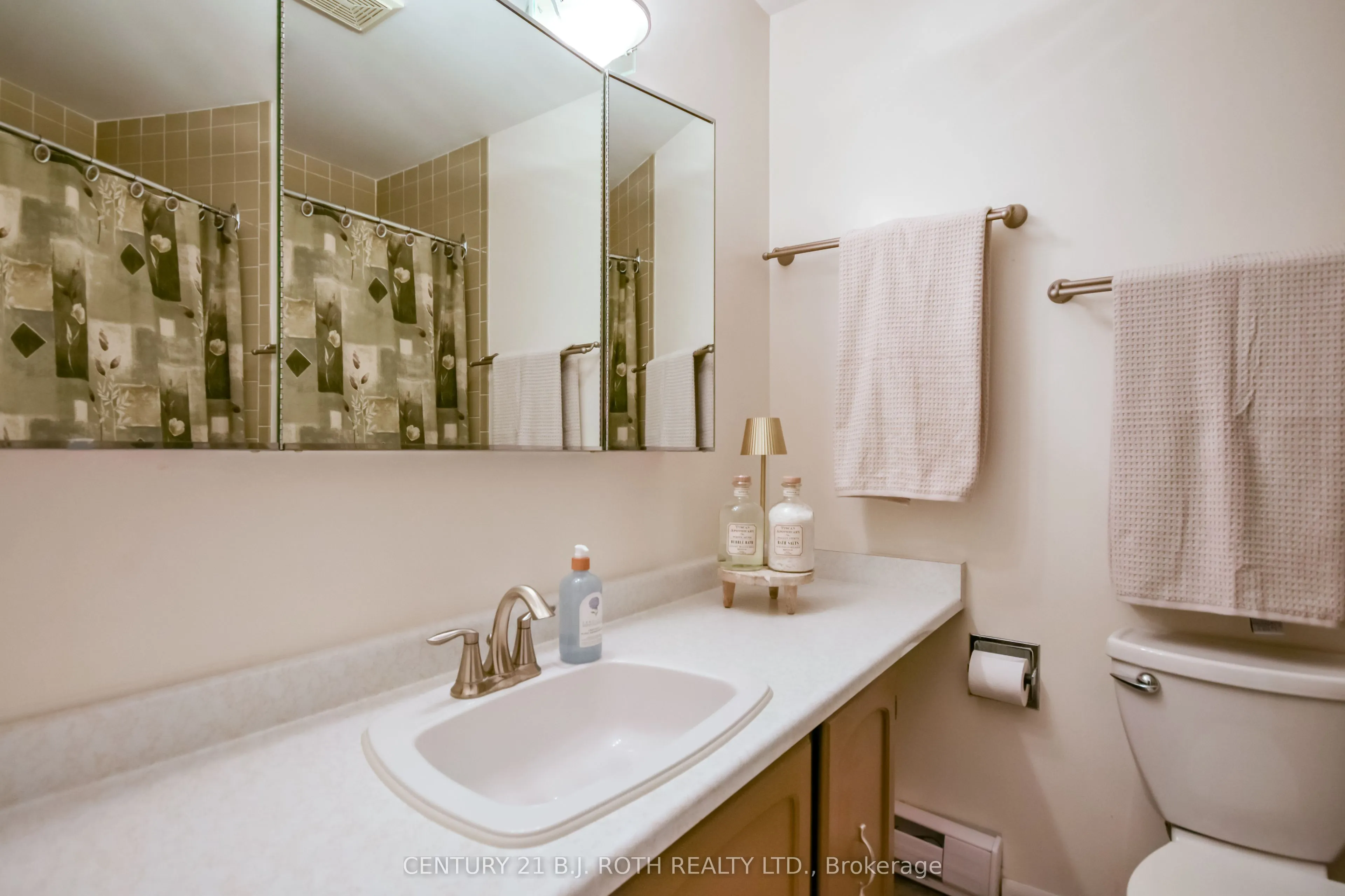 2 Paradise Boulevard #Unit 20