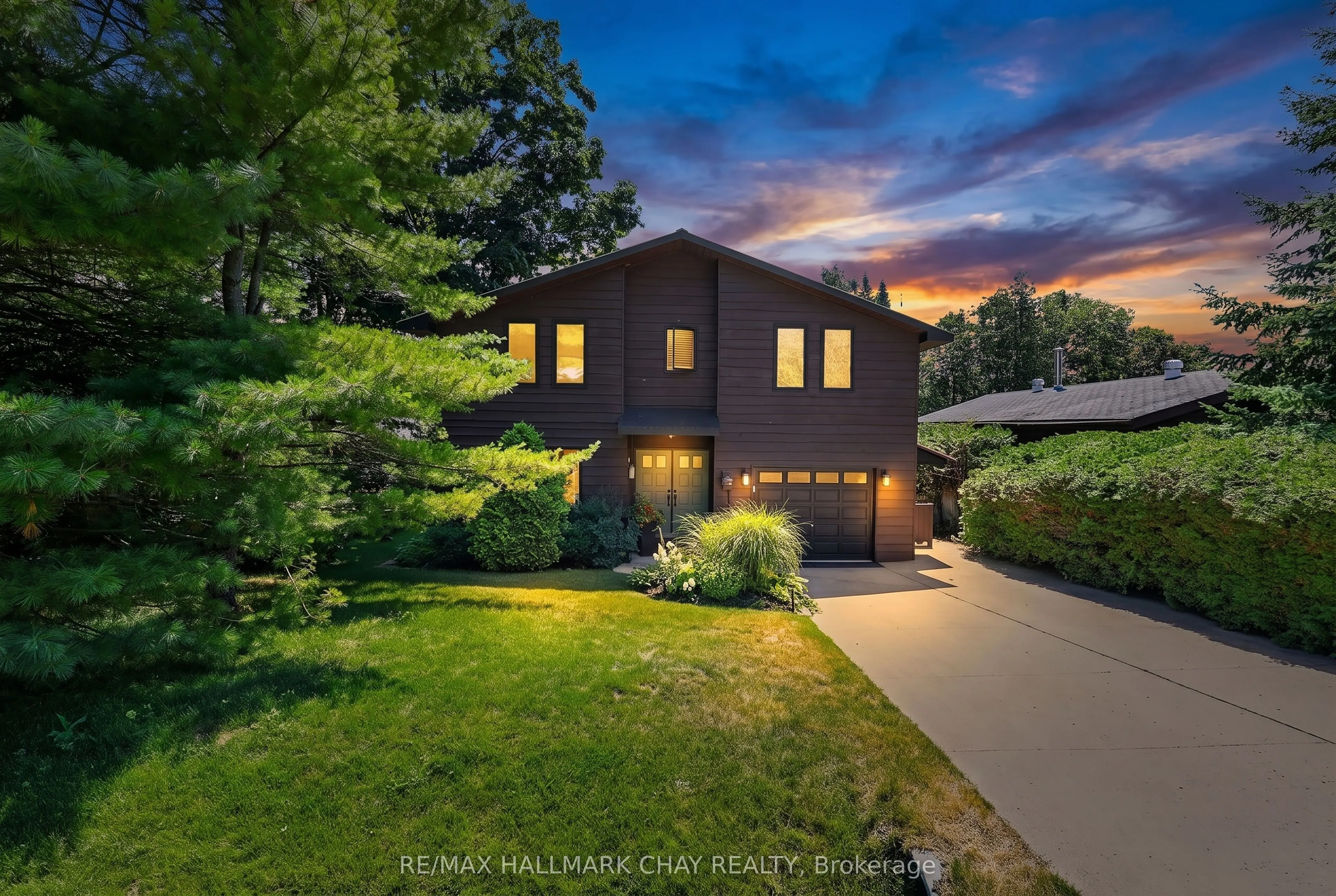 2289 Lakeshore Road E