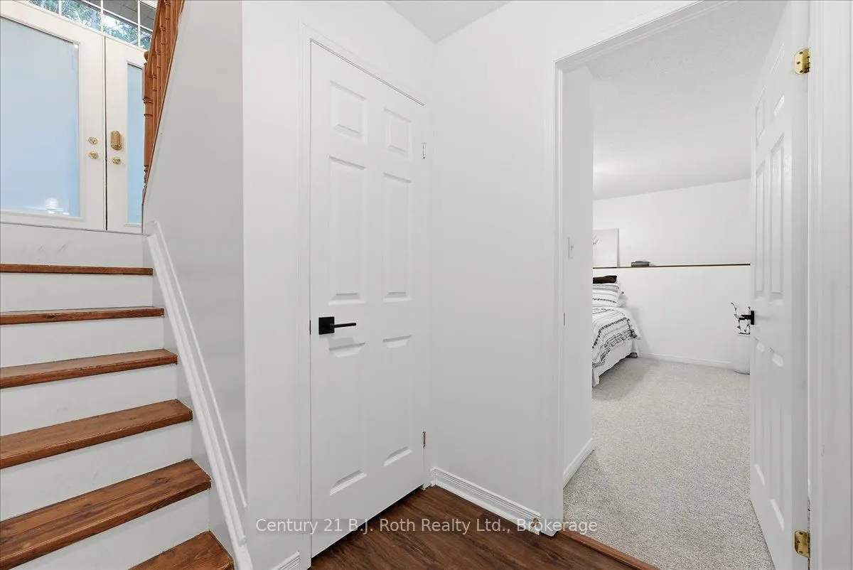 1439 Chapman Road