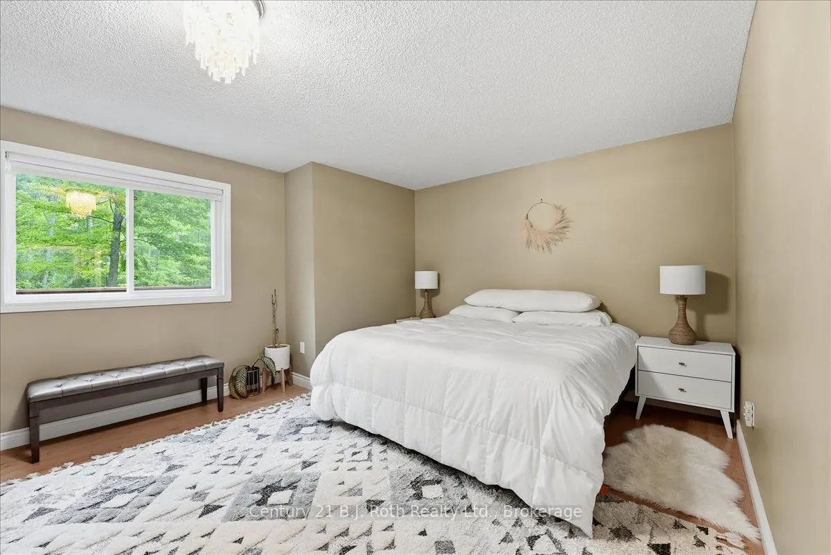 1439 Chapman Road