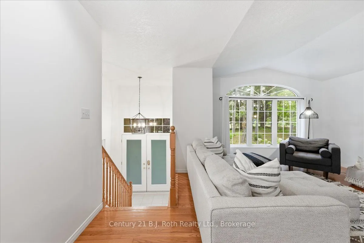 1439 Chapman Road