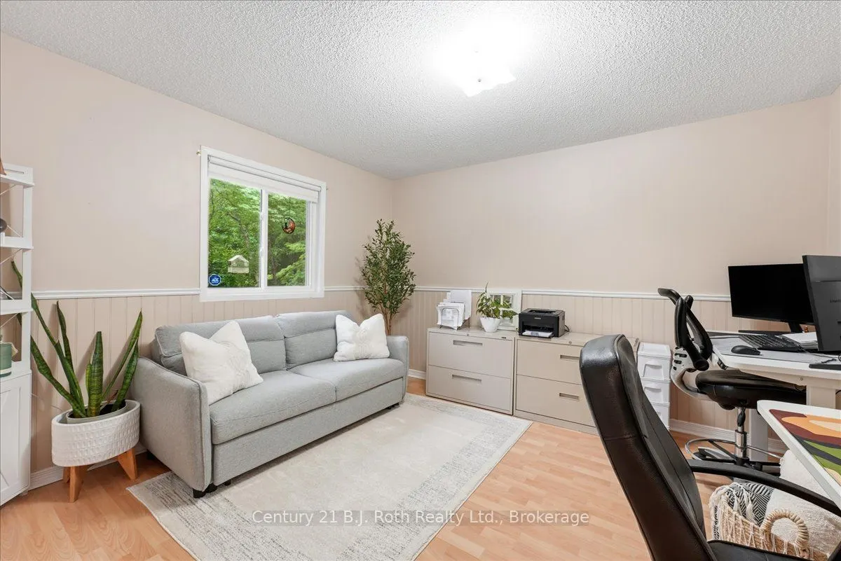 1439 Chapman Road