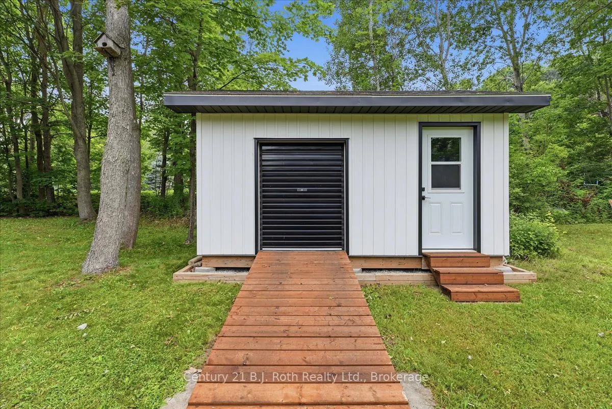 1439 Chapman Road
