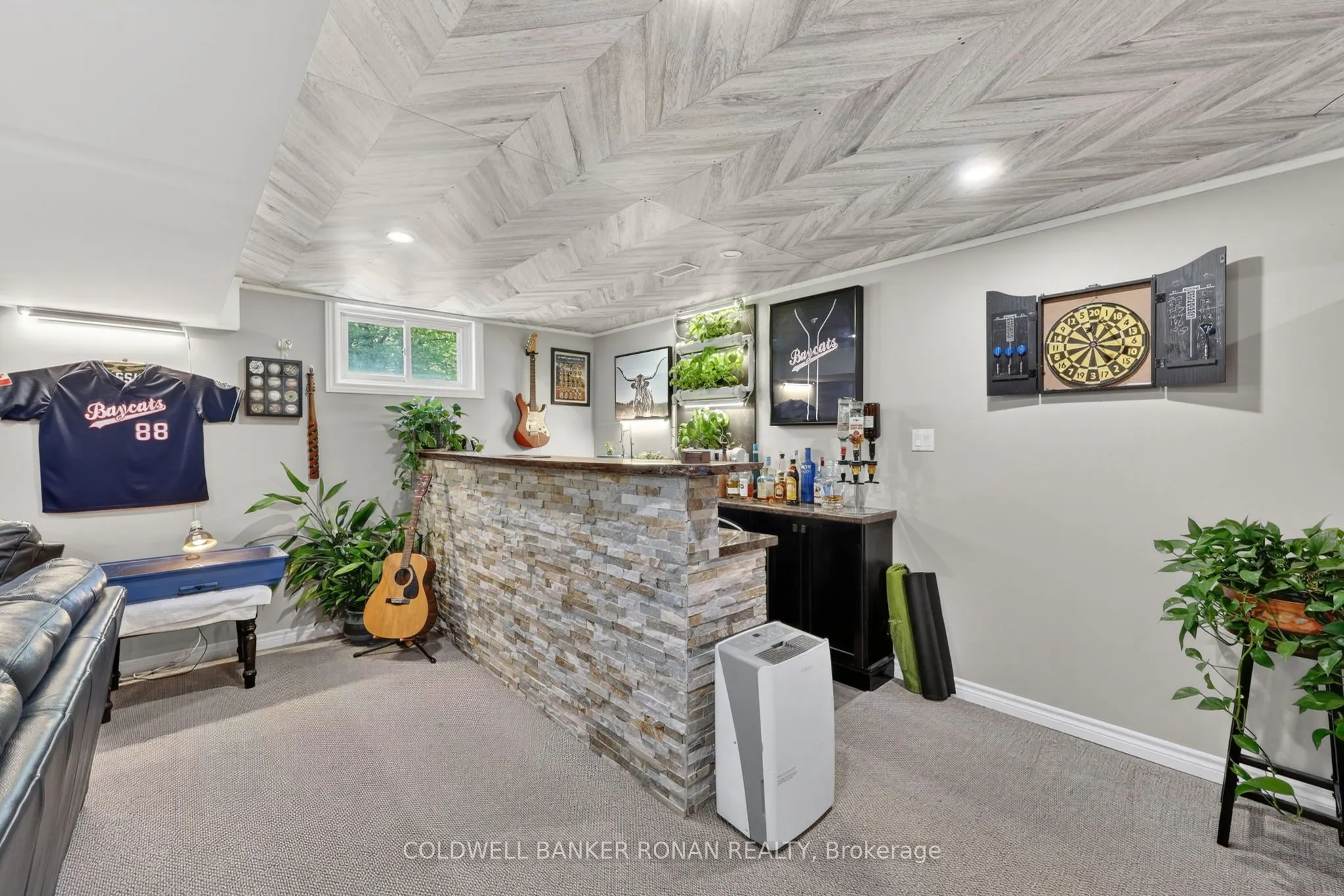 1959 Snow Valley Road