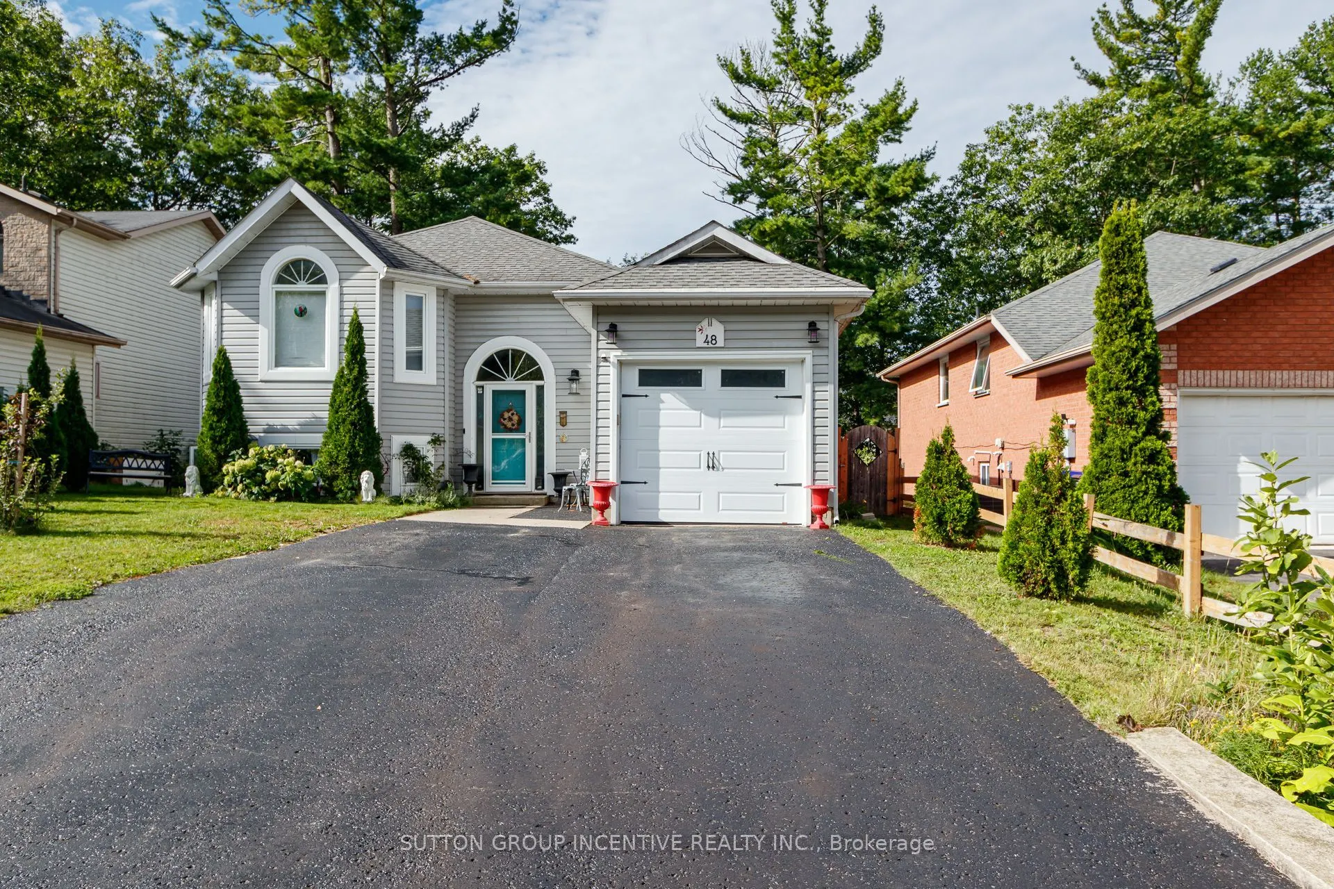 48 Wesley Avenue