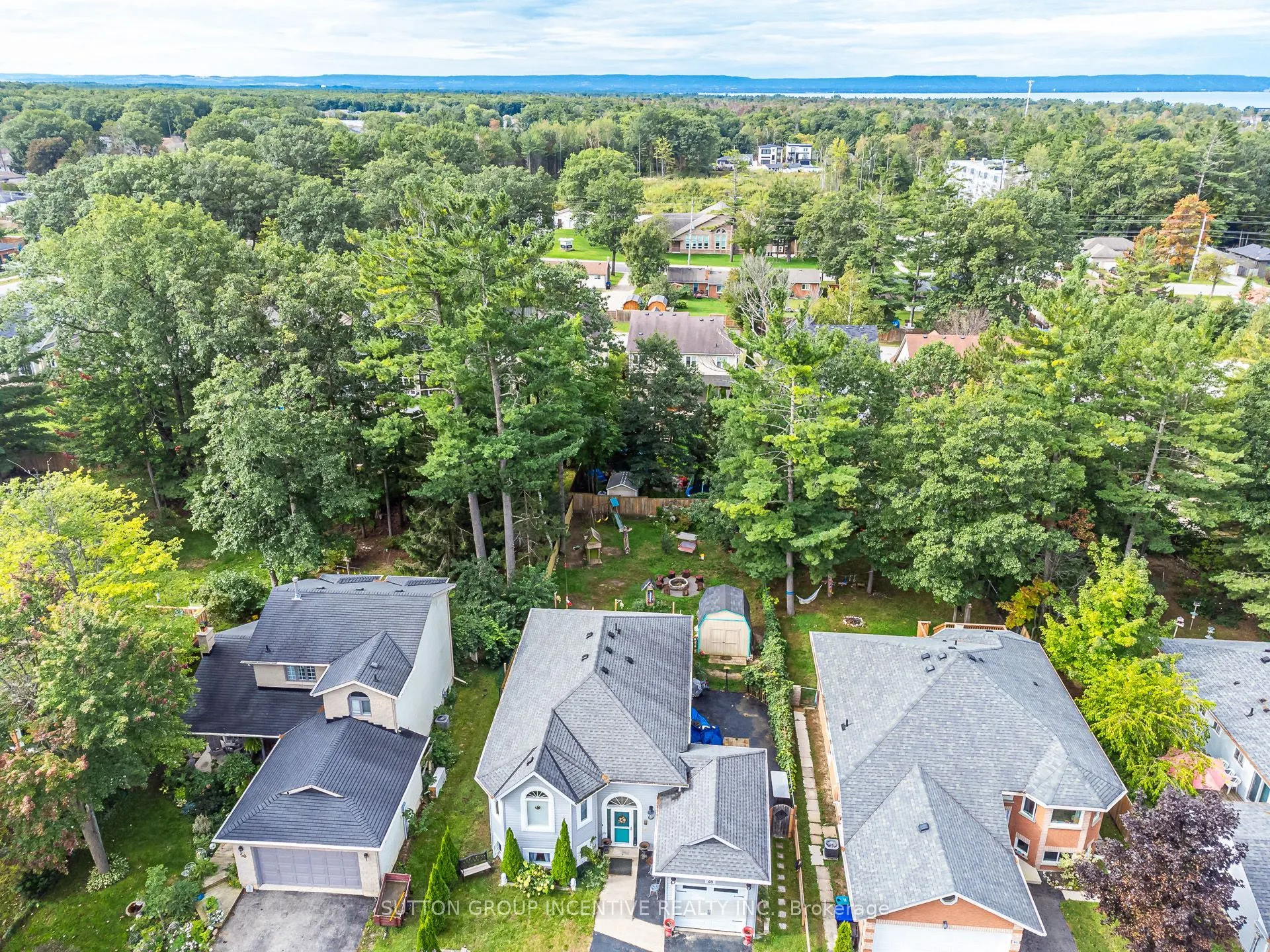 48 Wesley Avenue