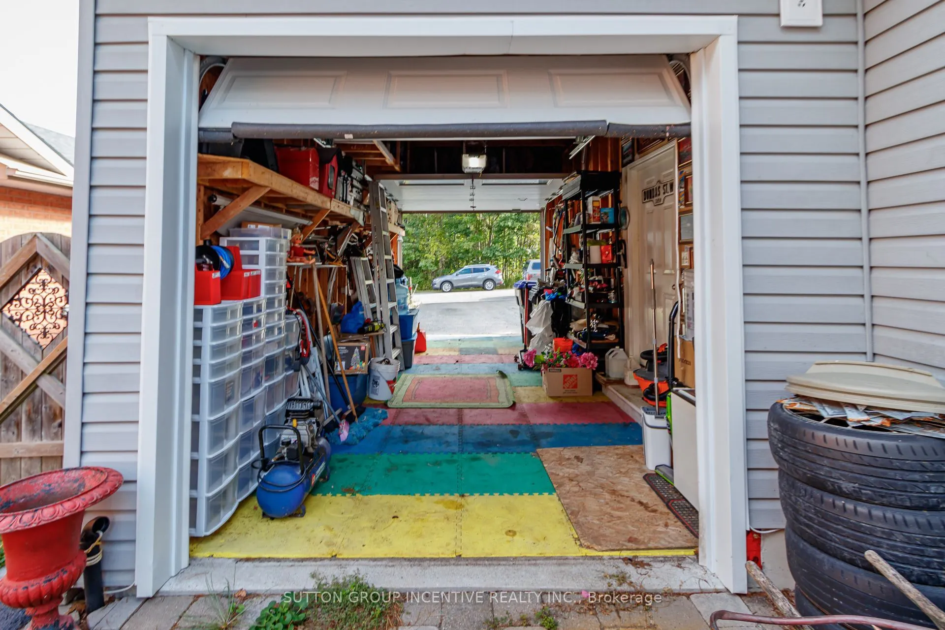 48 Wesley Avenue