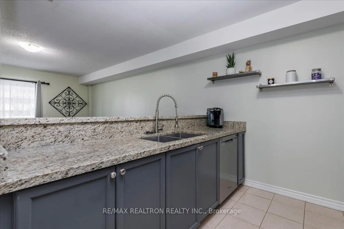 43 Coulter Street #3