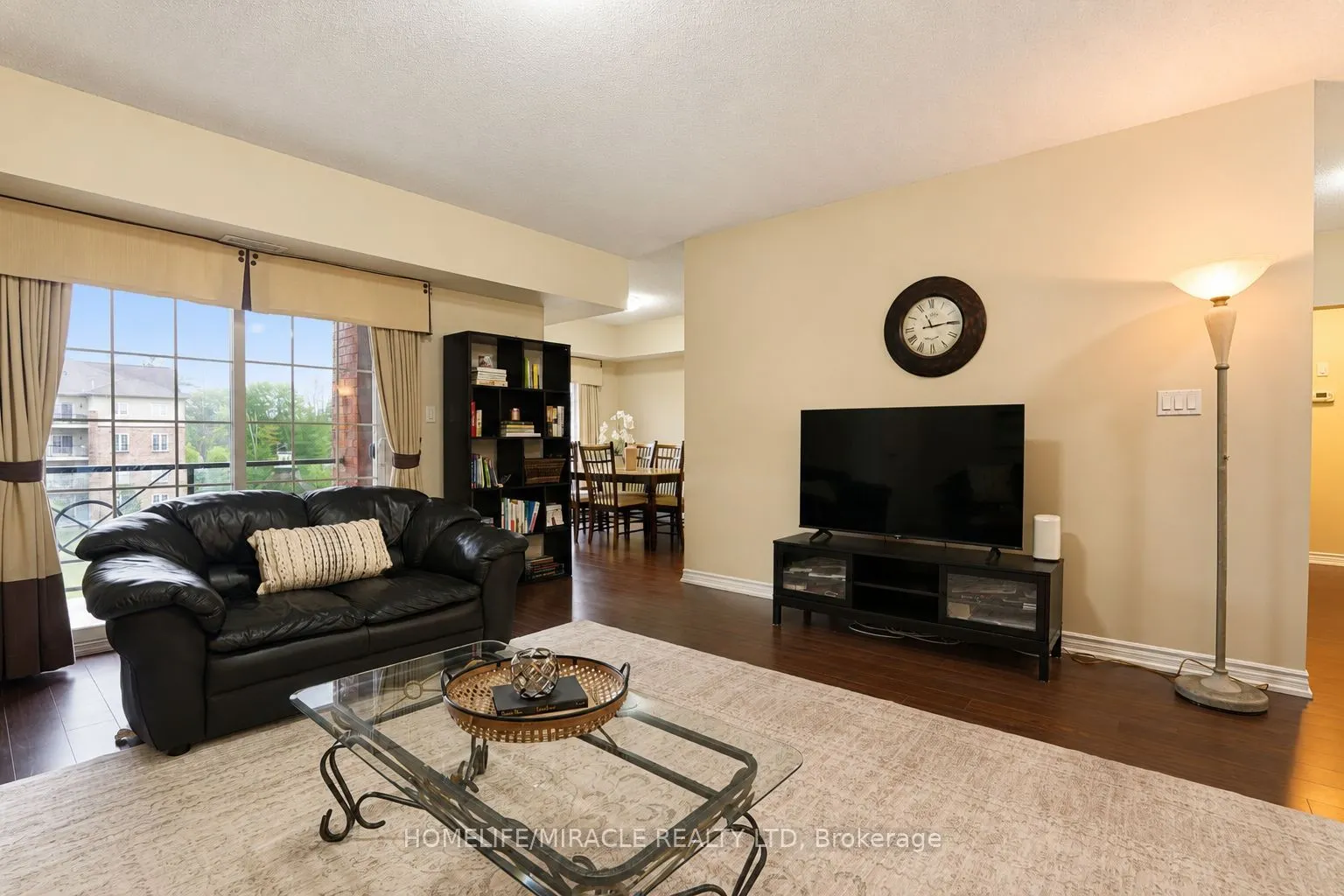 39 Ferndale Drive S #312