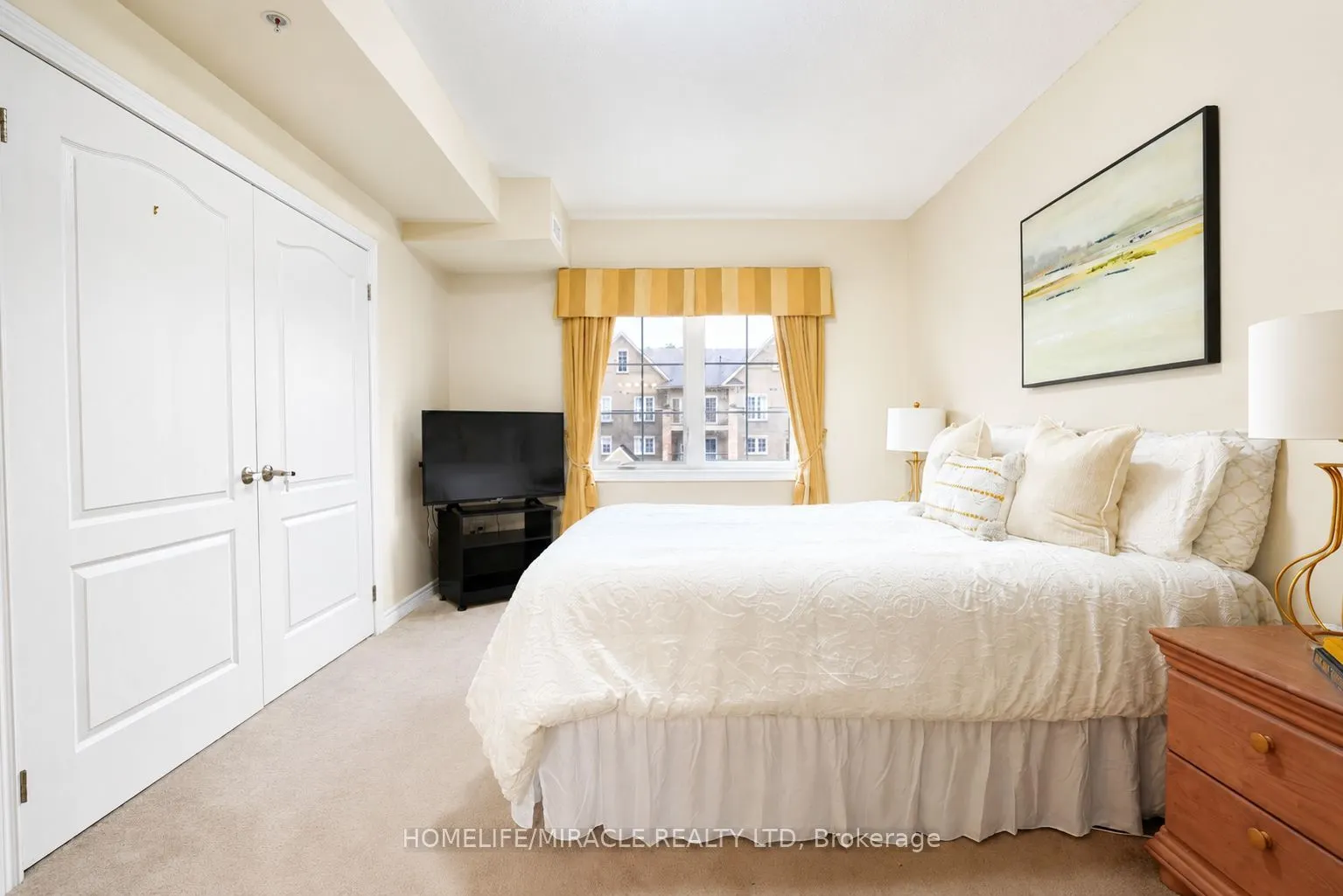 39 Ferndale Drive S #312