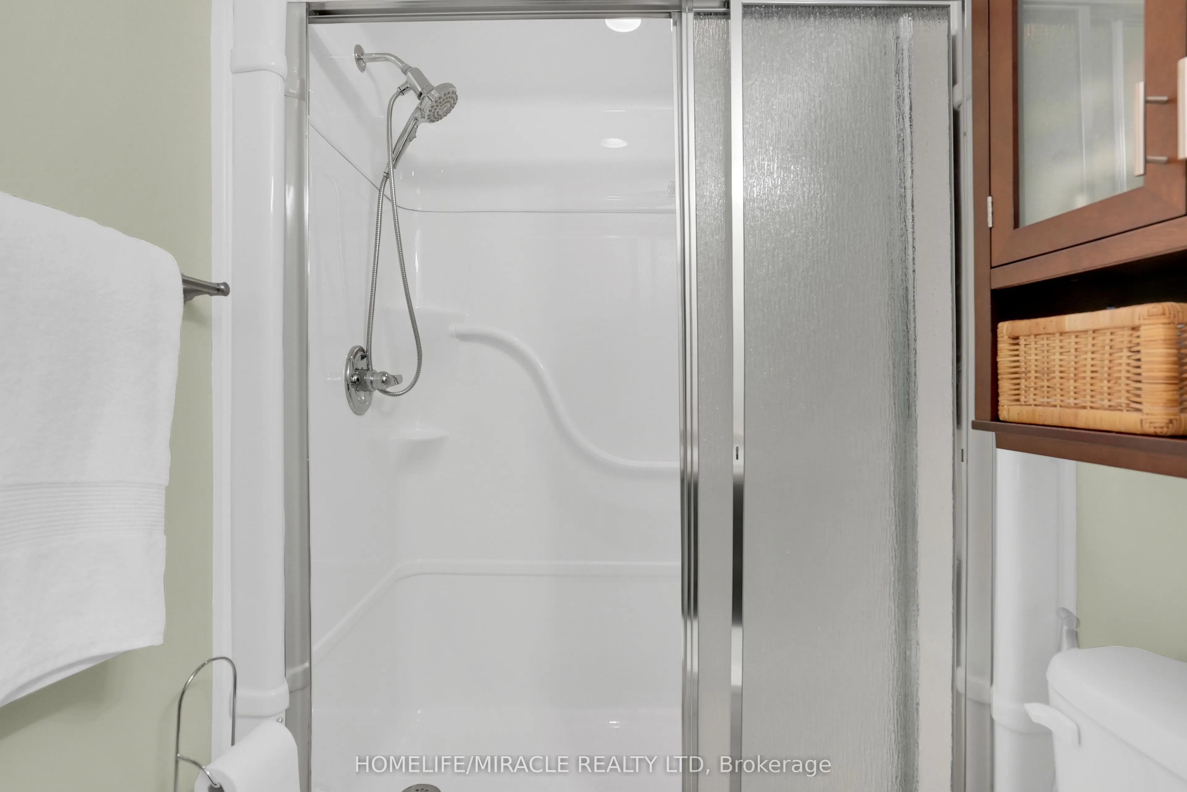 39 Ferndale Drive S #312