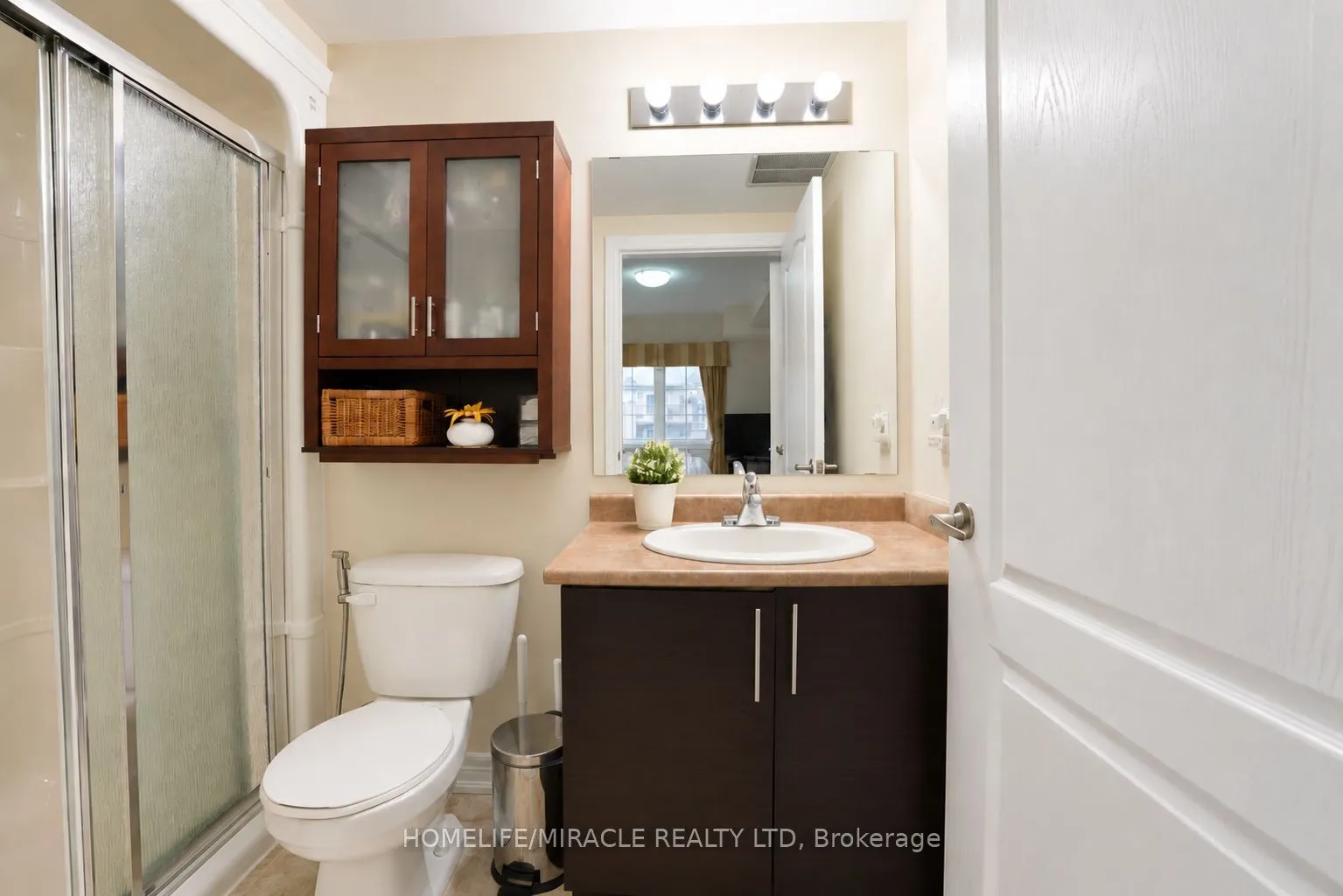 39 Ferndale Drive S #312