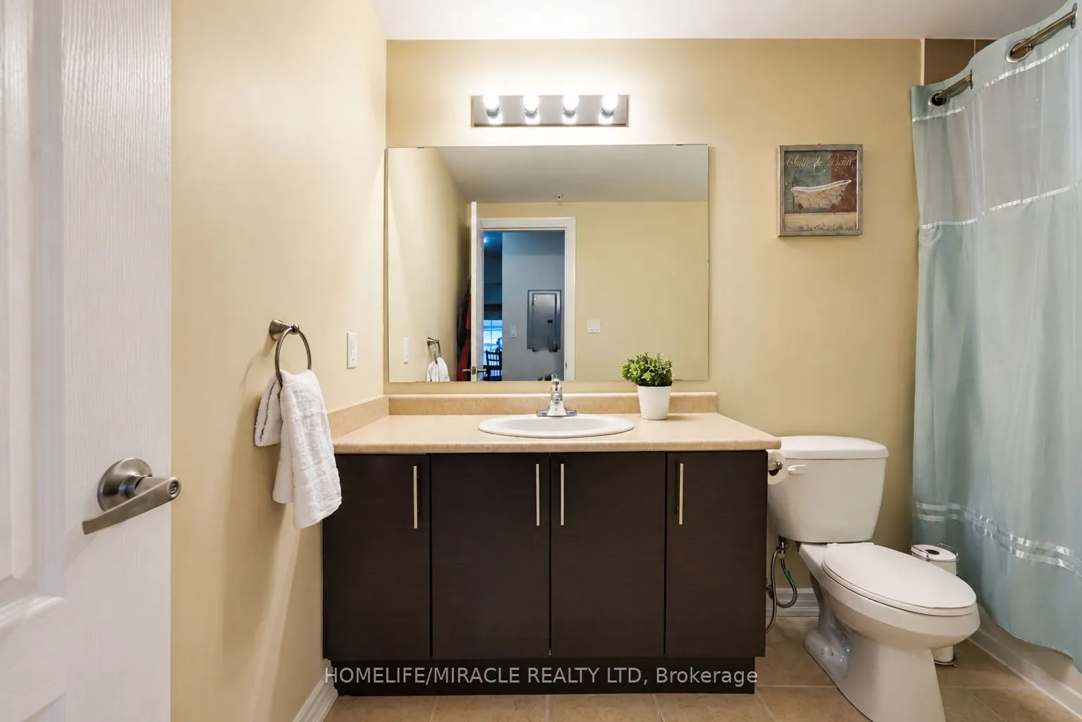 39 Ferndale Drive S #312