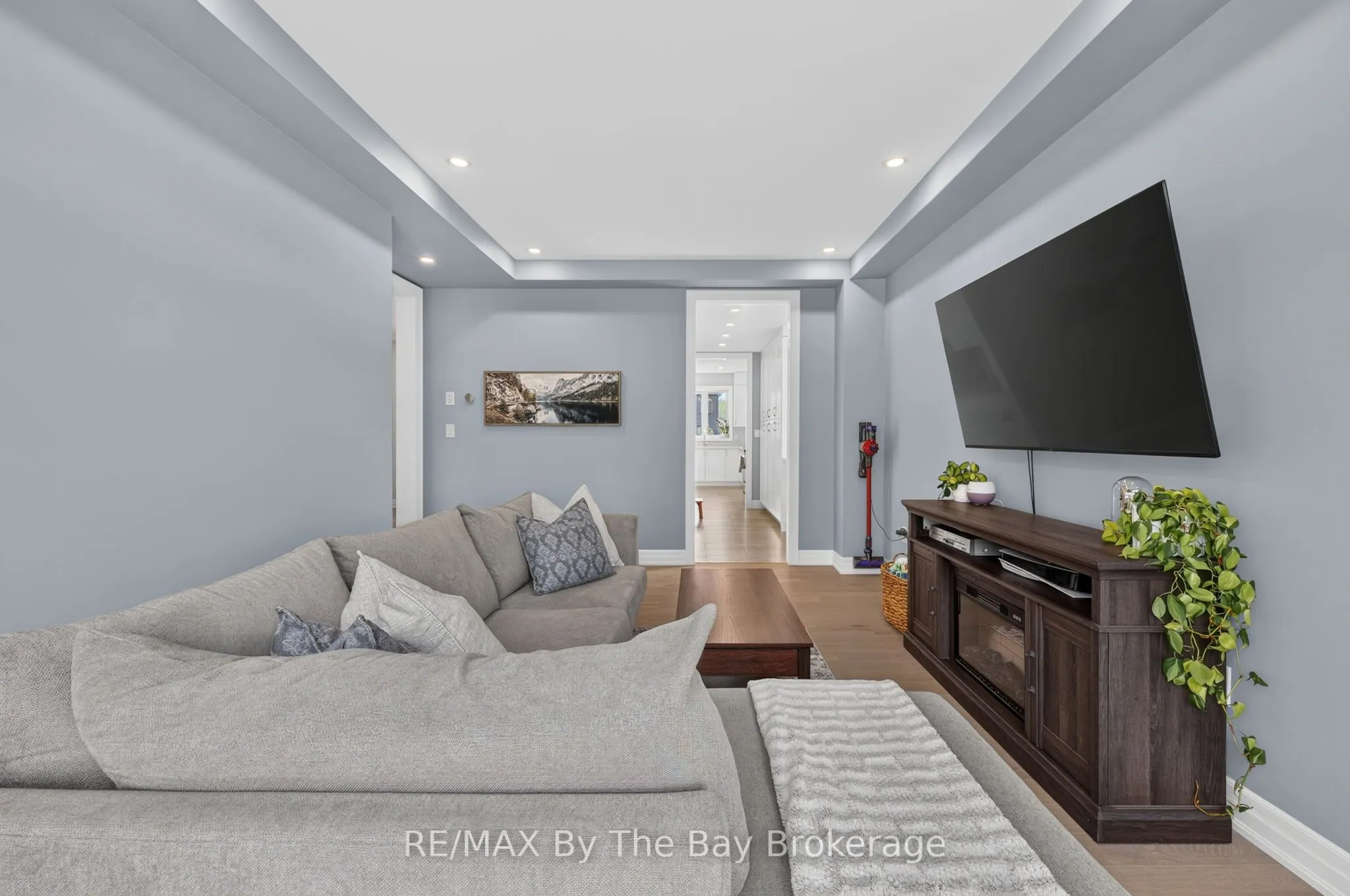 222 Mapleside Drive