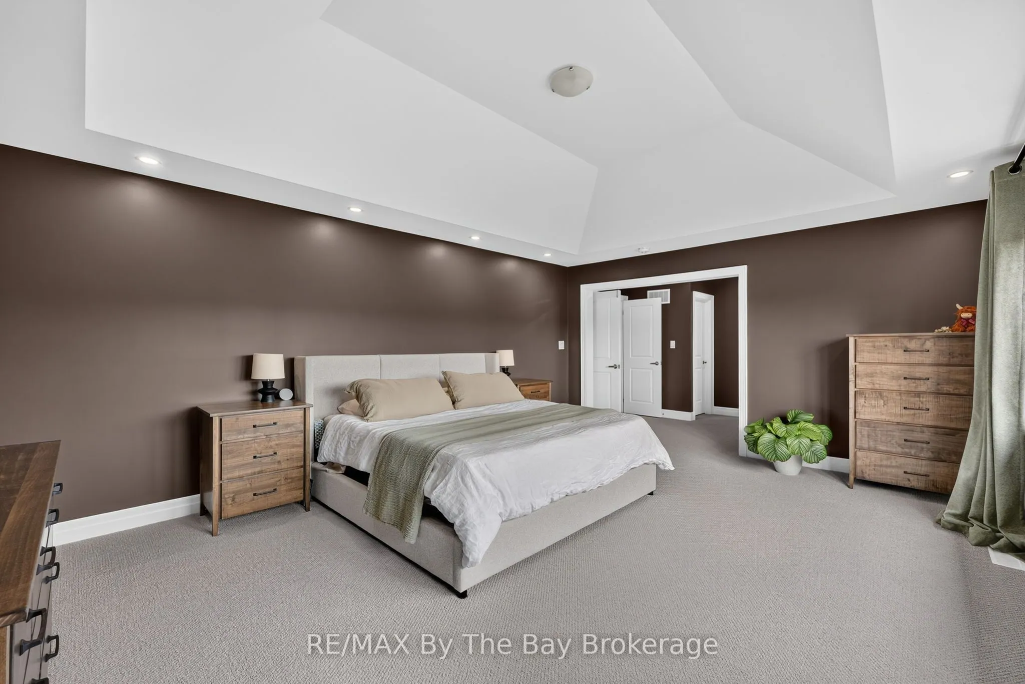 222 Mapleside Drive