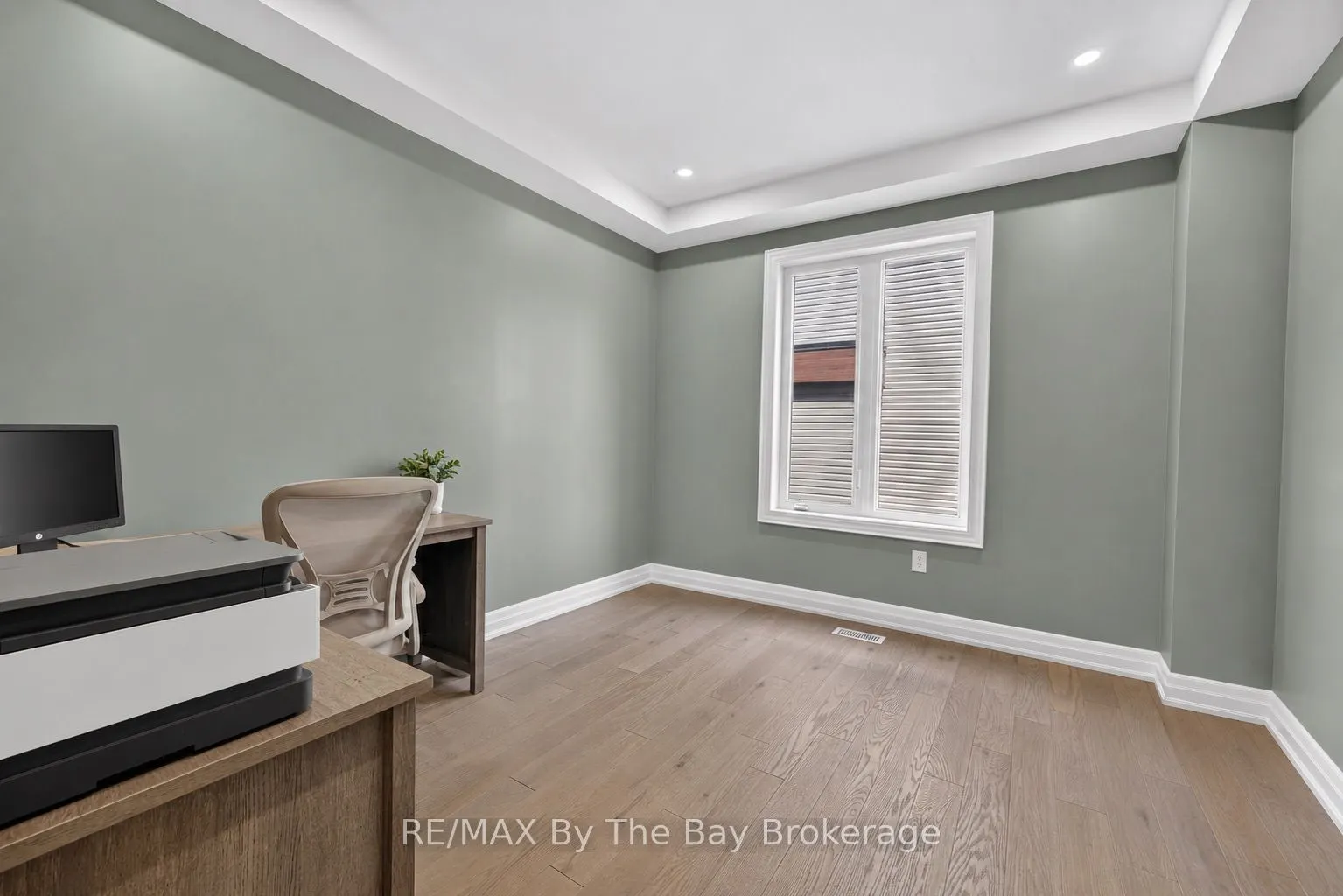 222 Mapleside Drive