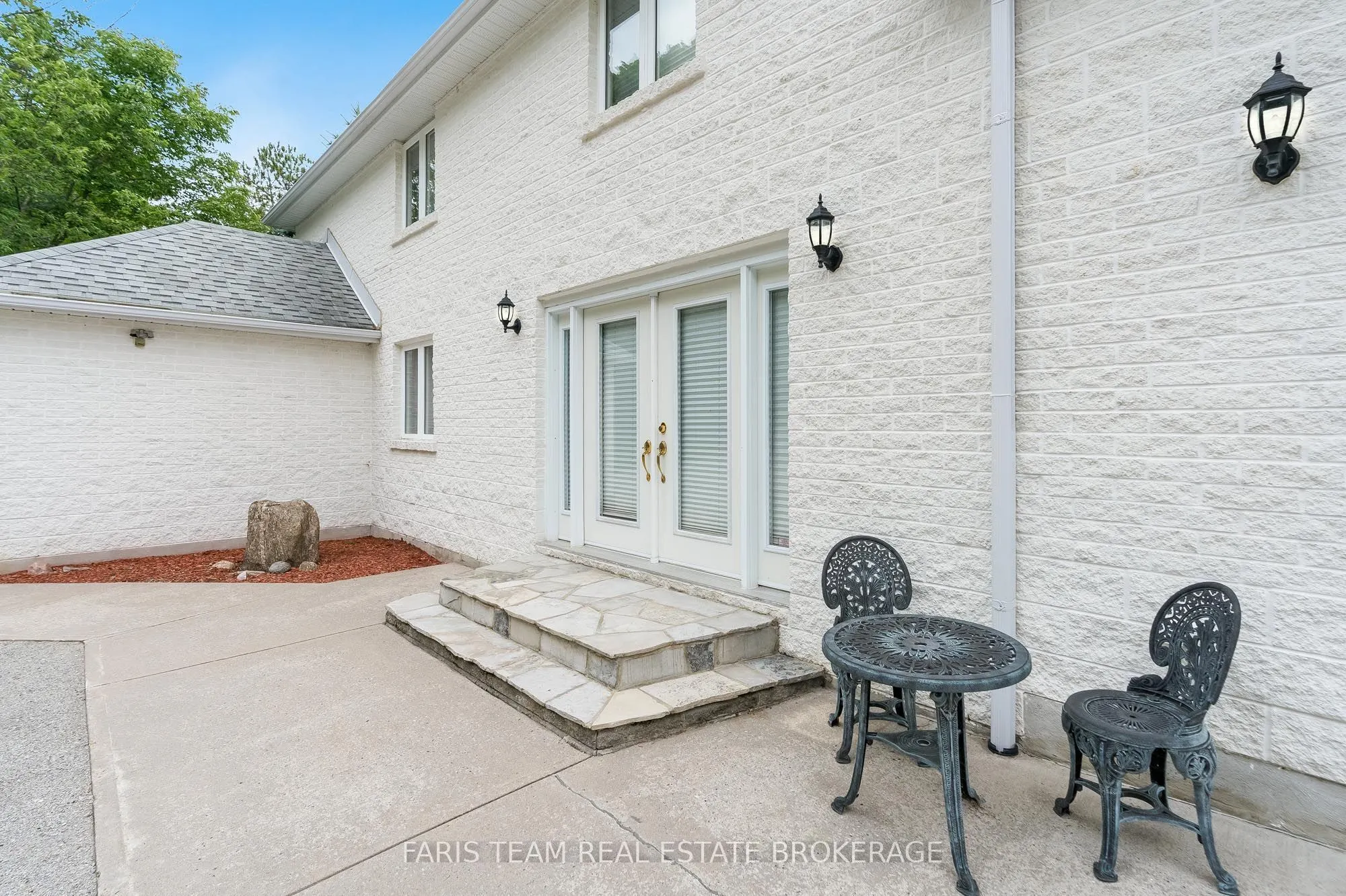 187 Champlain Road