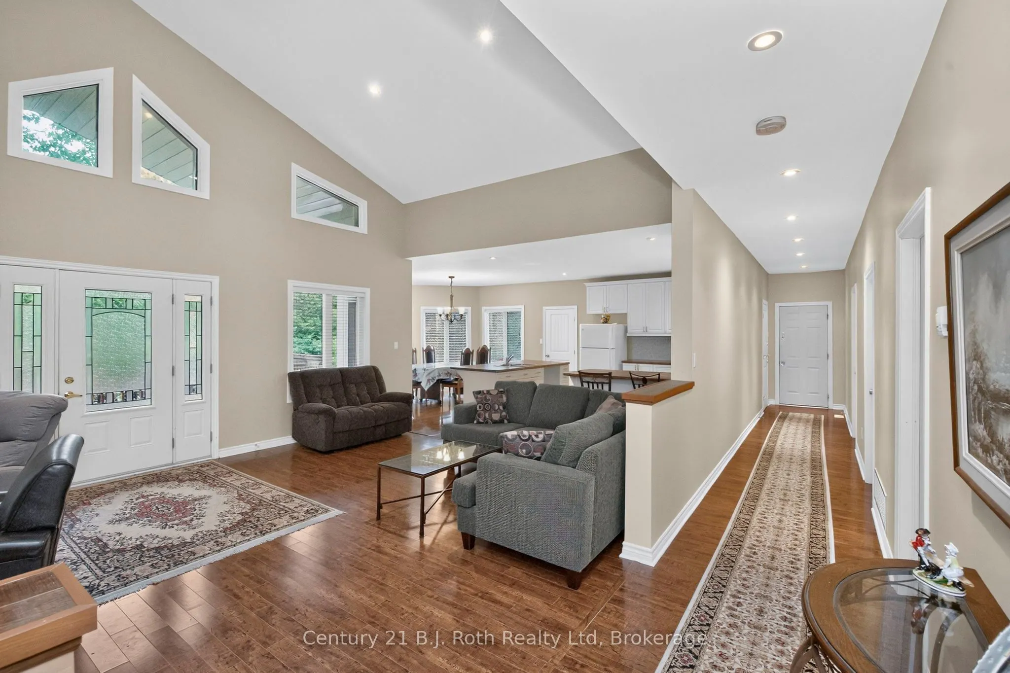 11 Rue Karola Road