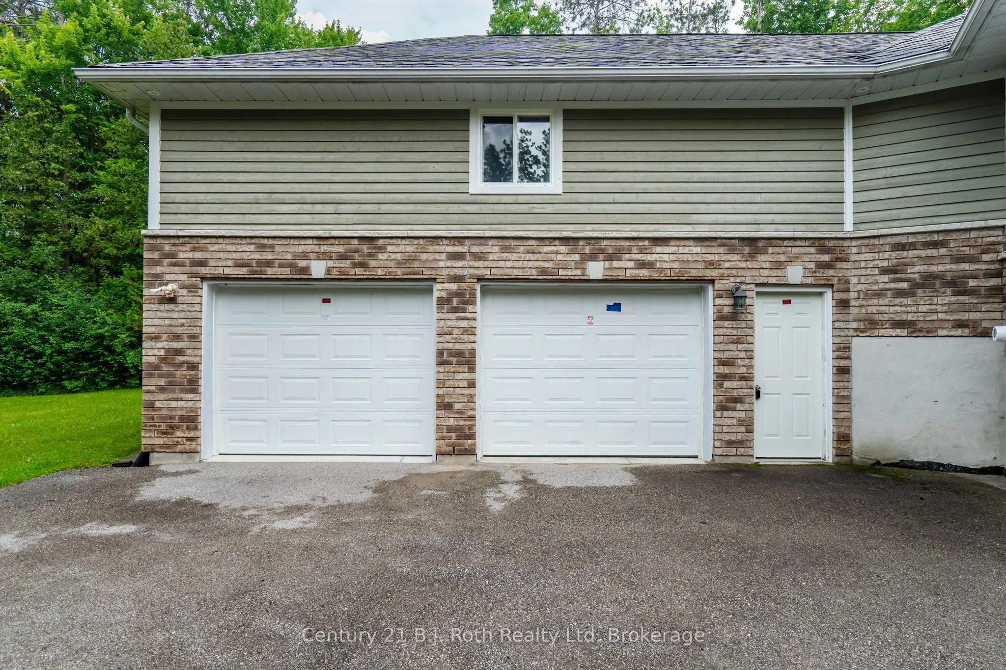 11 Rue Karola Road