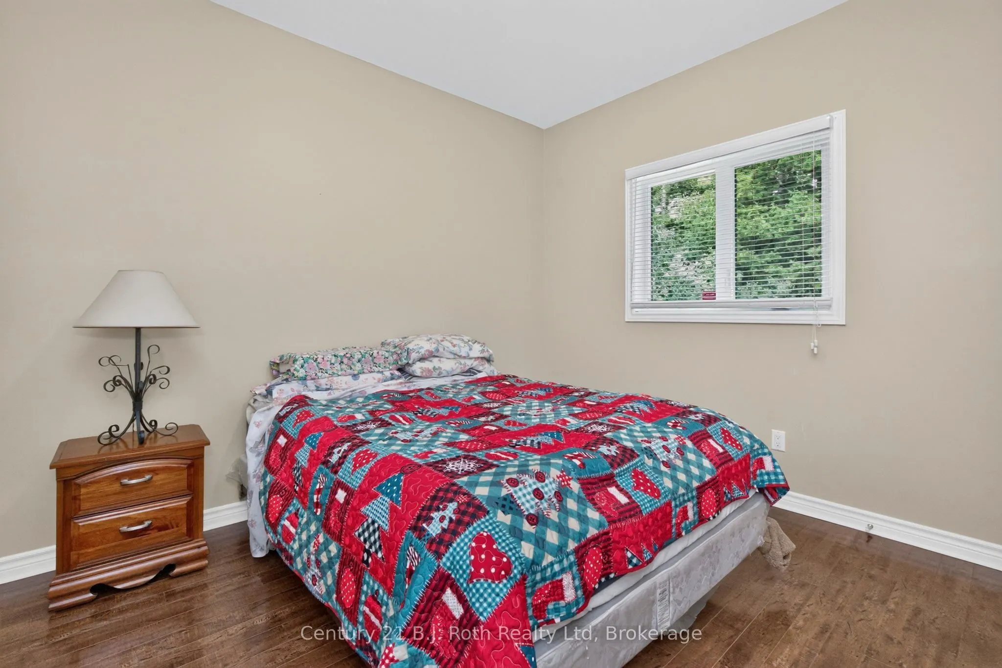 11 Rue Karola Road