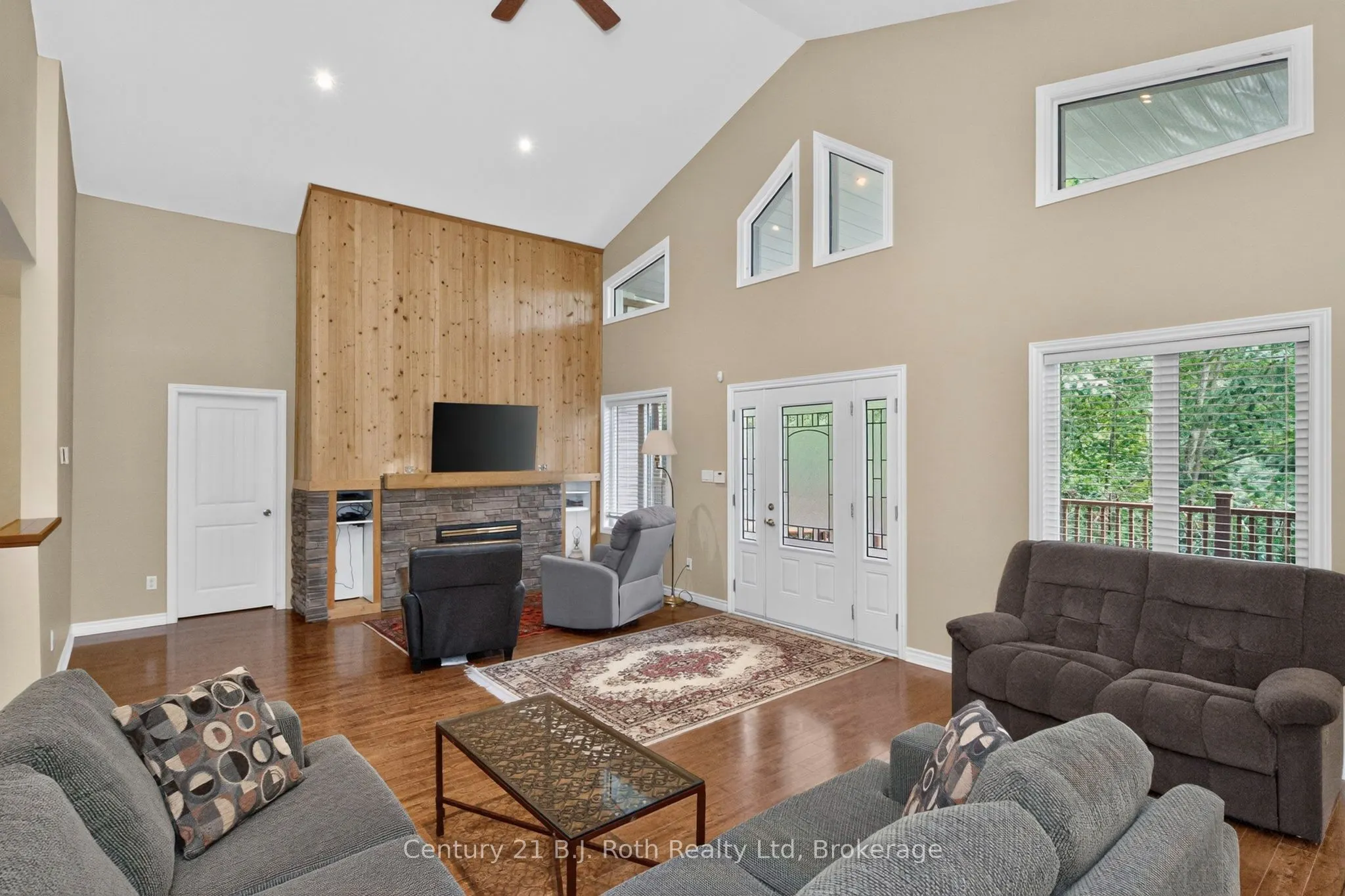 11 Rue Karola Road