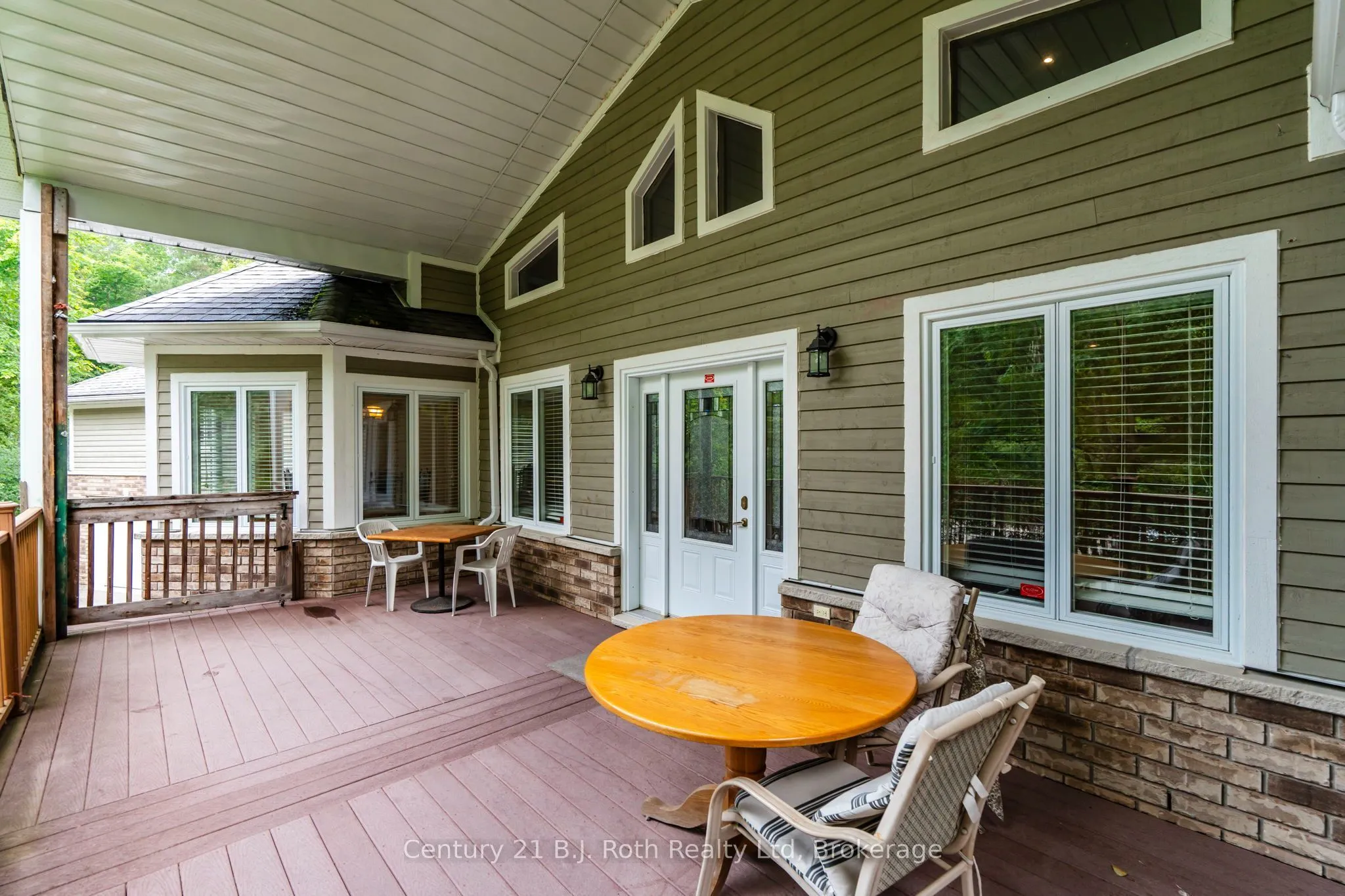 11 Rue Karola Road