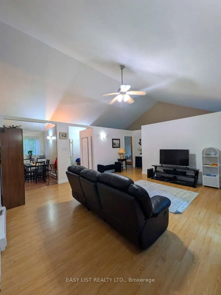 2135 Champlain Road