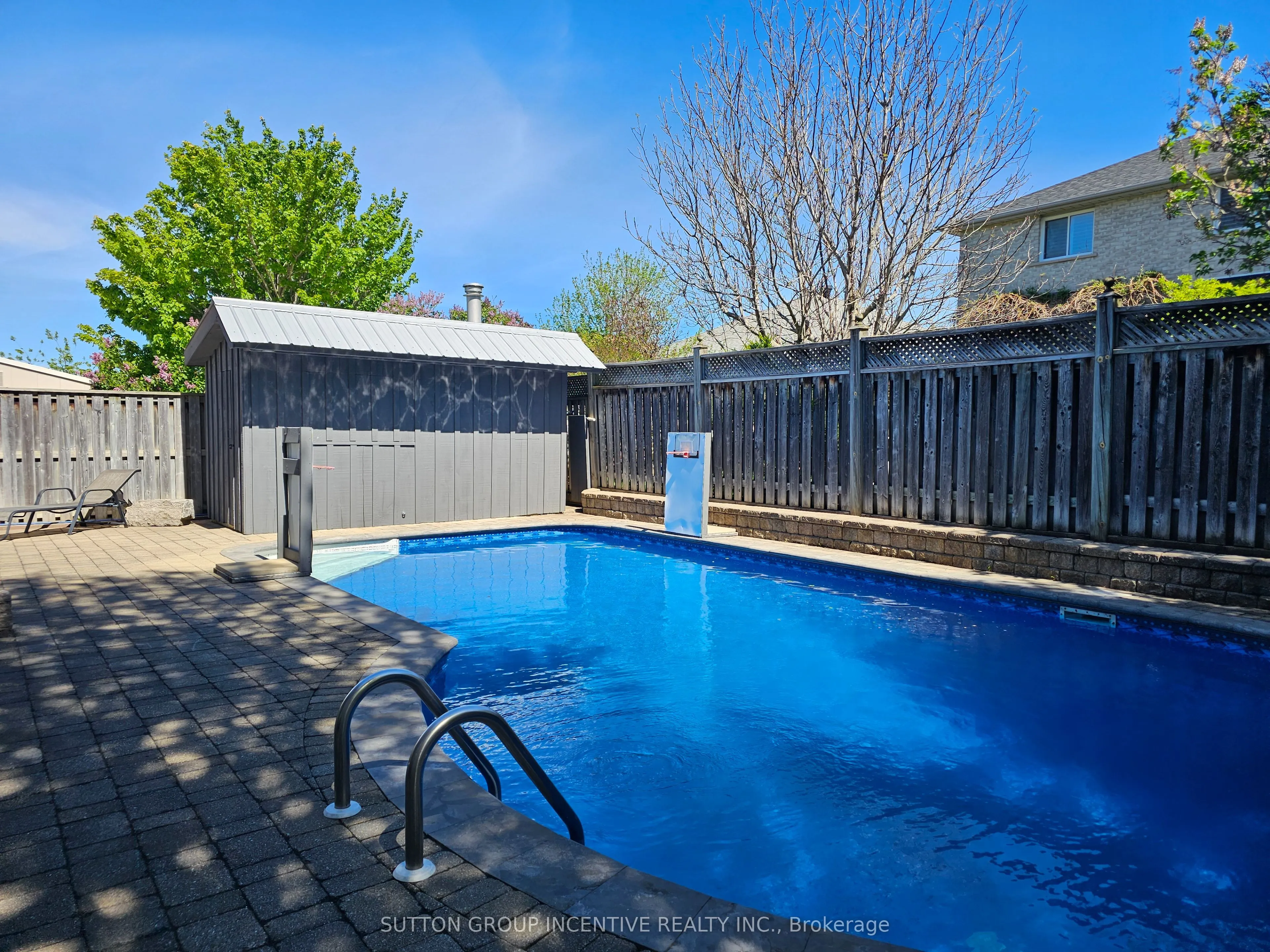 4 Chantal Street