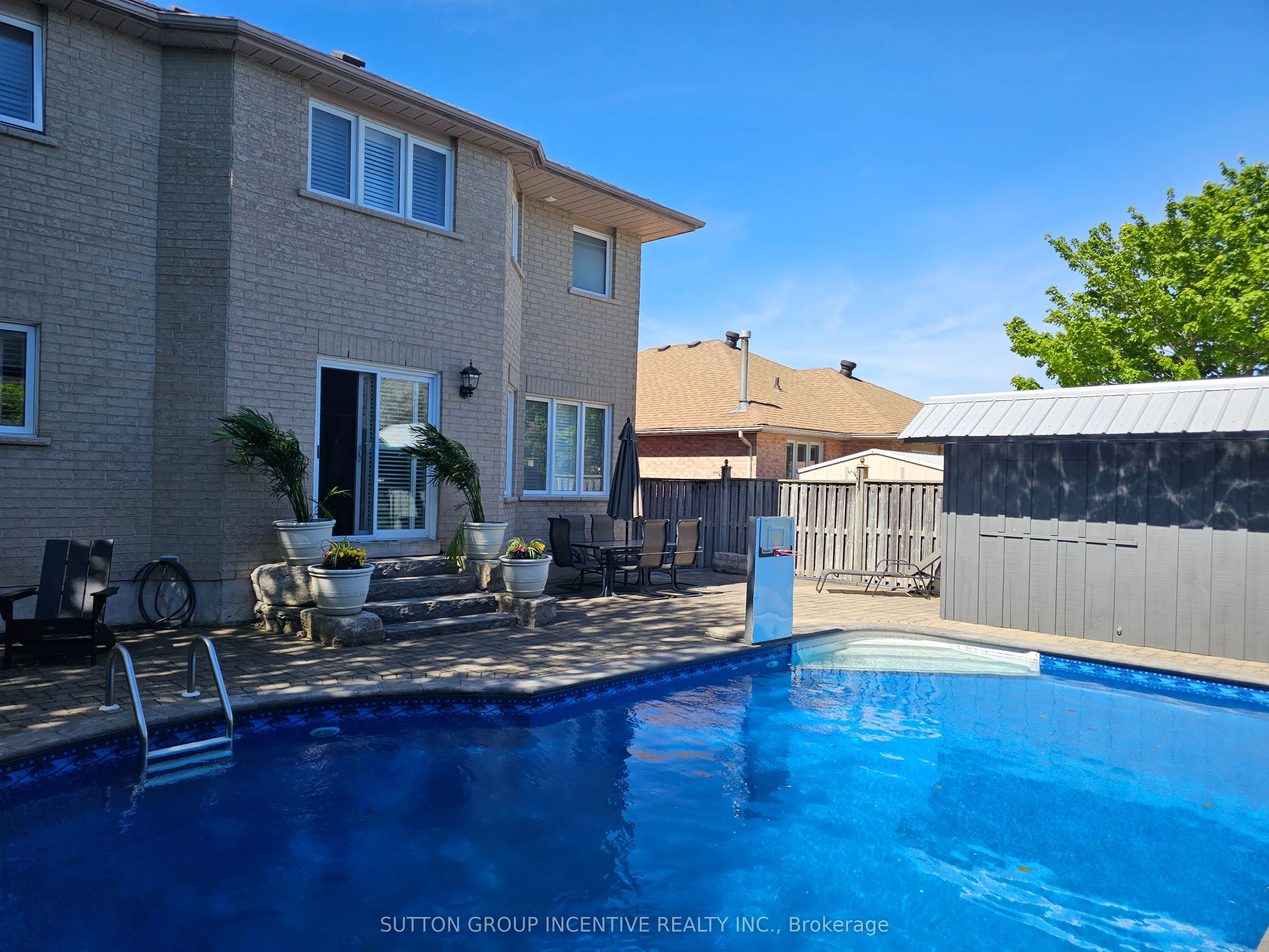 4 Chantal Street